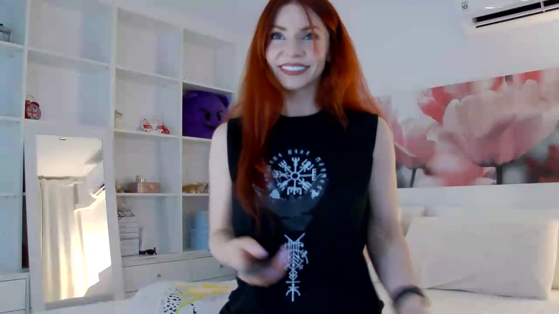 Gallery image thumbnail from TulipWhite's myfreecams stream on, 07/11/2026, 17:31 image 3 of 20