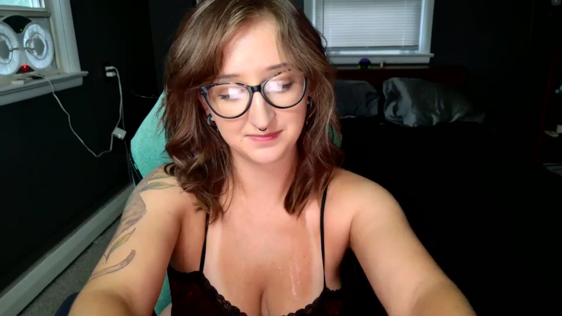 Gallery image thumbnail from Turnip's myfreecams stream on, 07/19/2024, 24:36 image 2 of 20