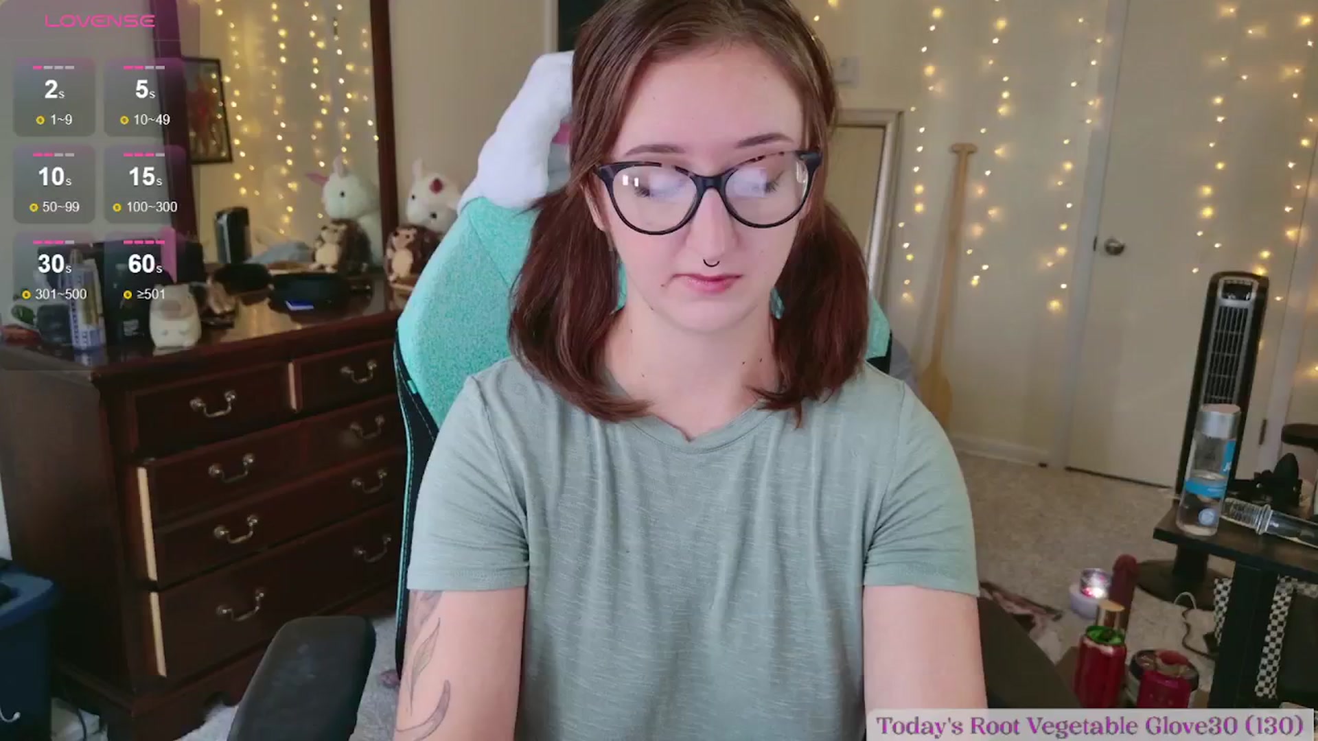Gallery image thumbnail from Turnip's myfreecams stream on, 07/27/2024, 19:43 image 3 of 20