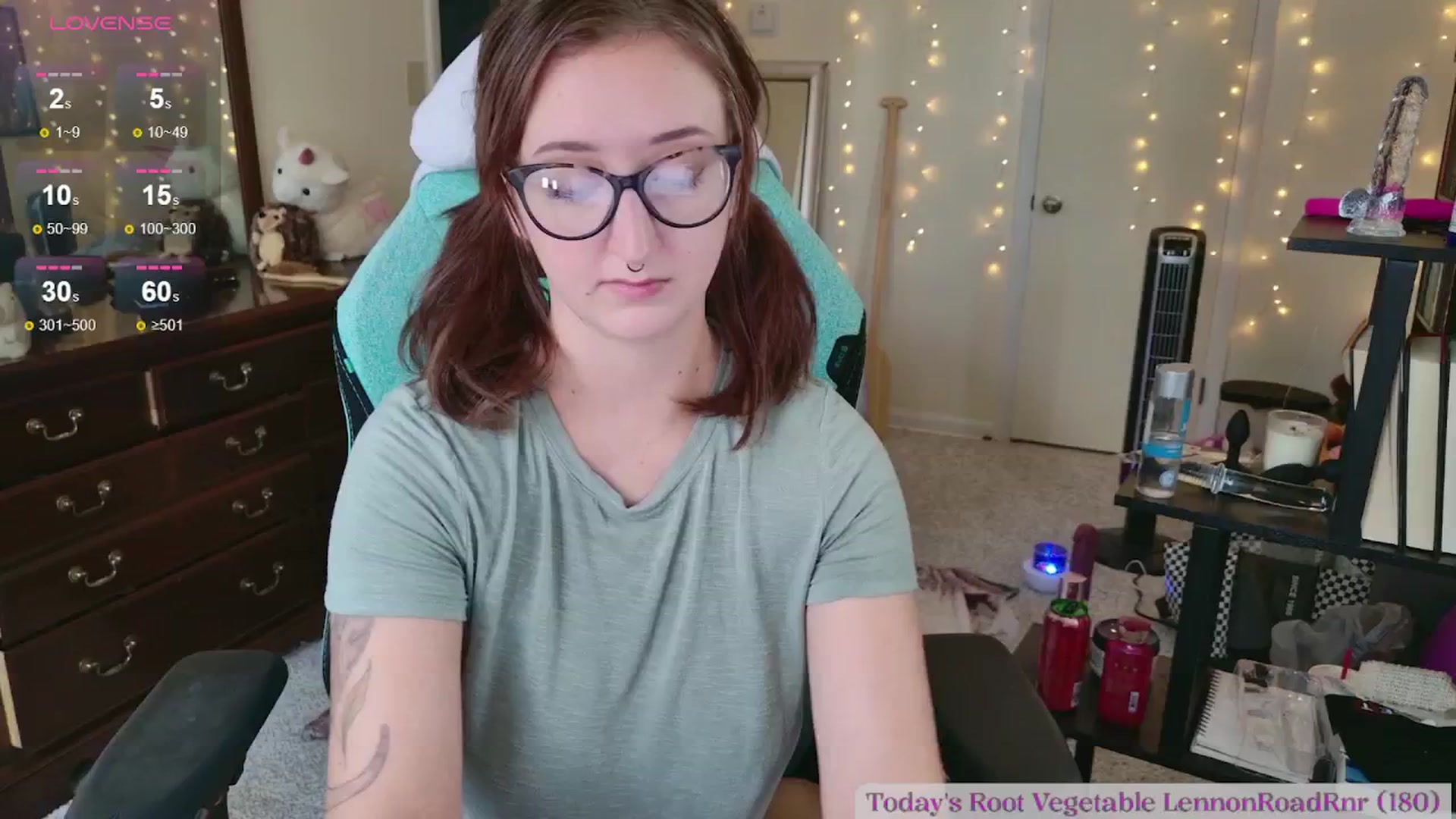 Gallery image thumbnail from Turnip's myfreecams stream on, 07/27/2024, 19:43 image 11 of 20
