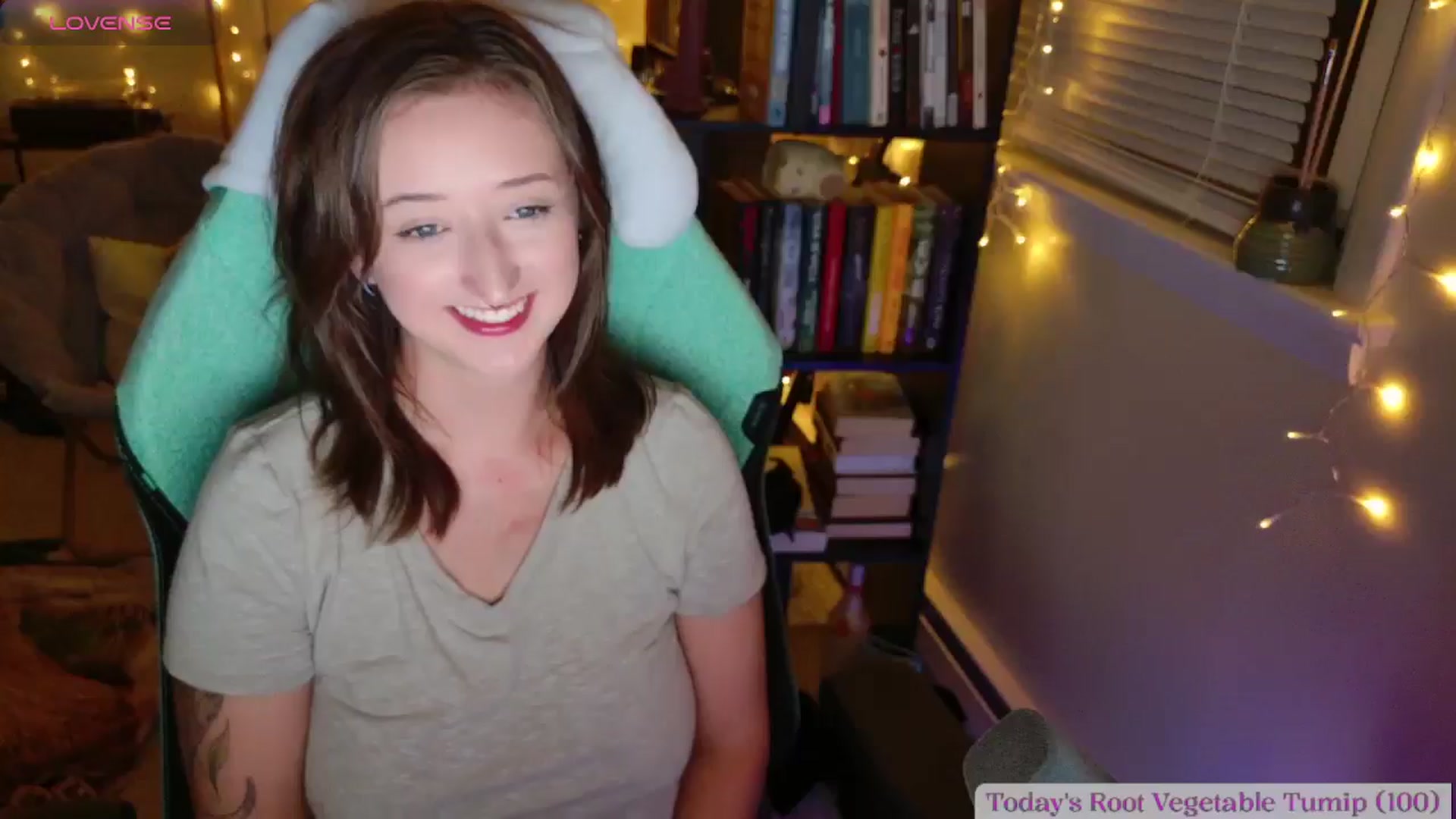 Gallery image thumbnail from Turnip's myfreecams stream on, 08/20/2024, 02:24 image 1 of 20