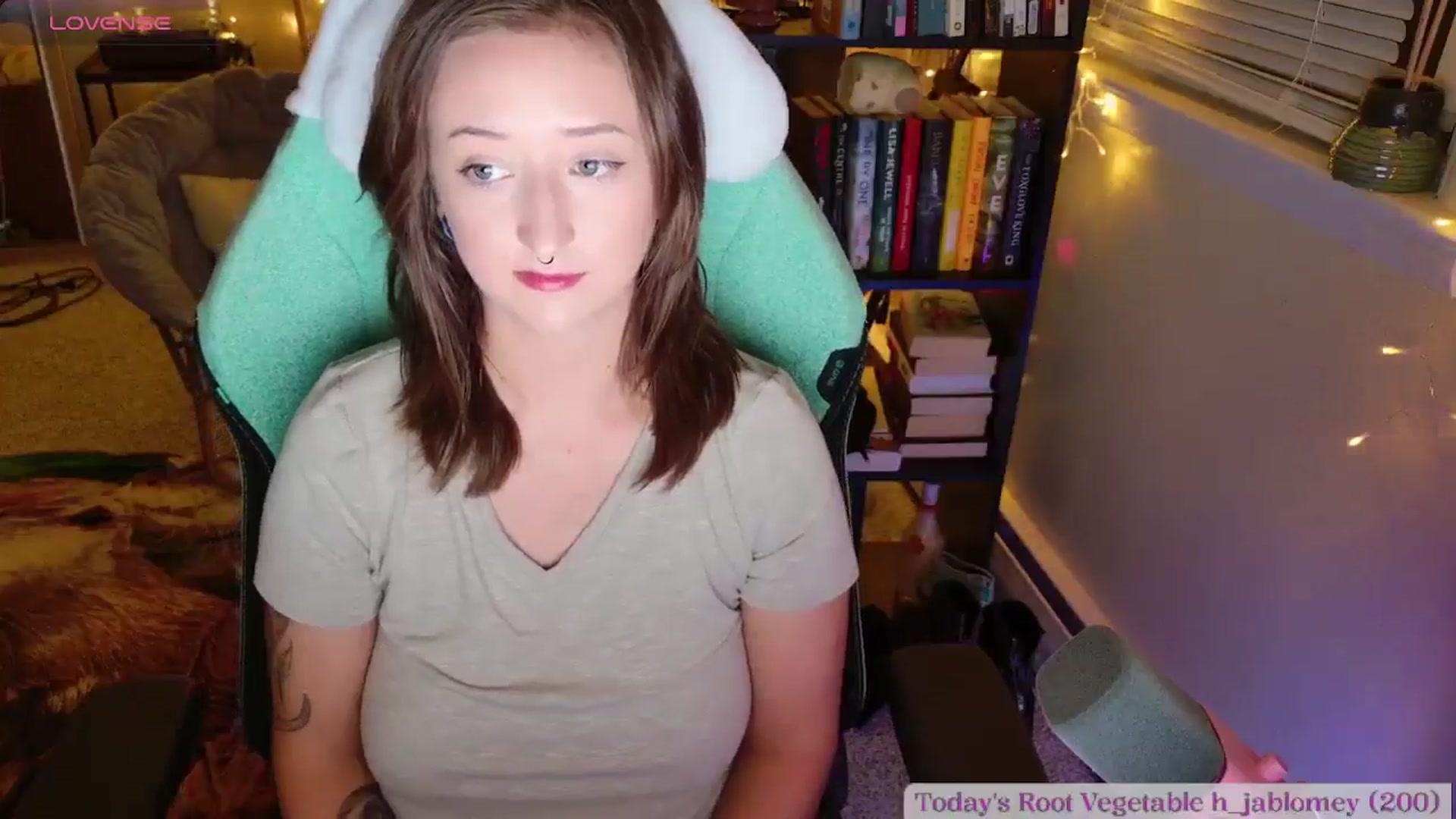 Gallery image thumbnail from Turnip's myfreecams stream on, 08/20/2024, 02:24 image 5 of 20