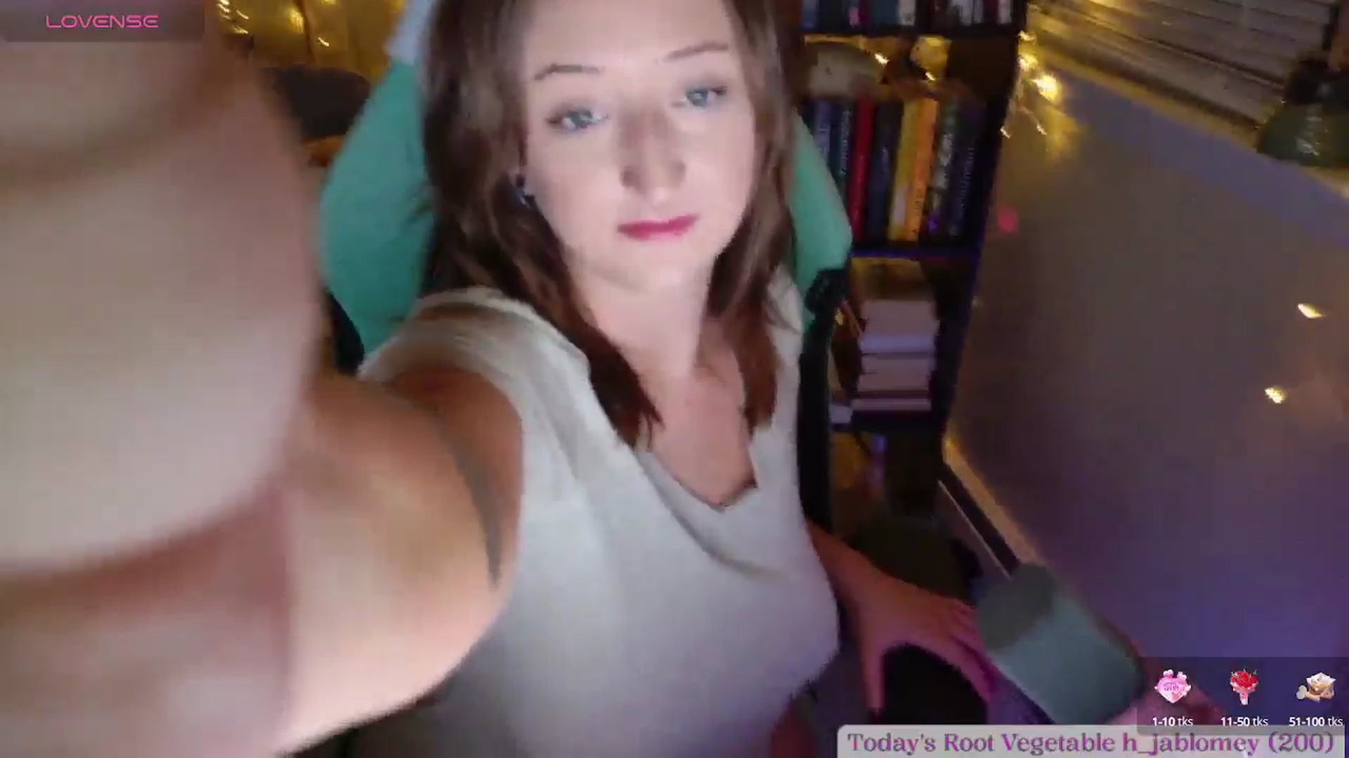 Gallery image thumbnail from Turnip's myfreecams stream on, 08/20/2024, 02:24 image 2 of 20