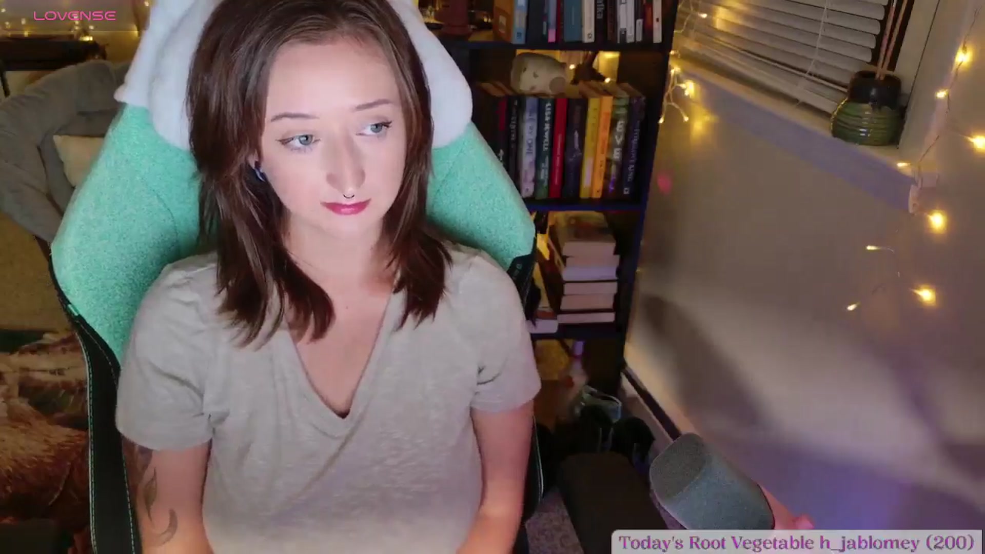 Gallery image thumbnail from Turnip's myfreecams stream on, 08/20/2024, 02:24 image 6 of 20