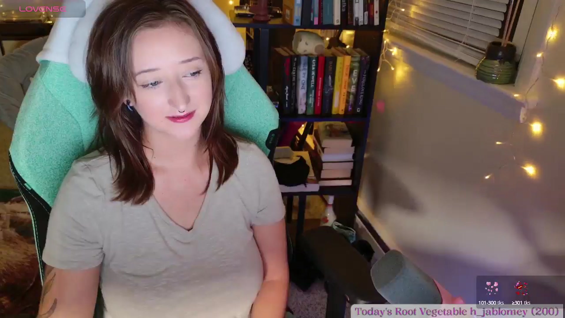 Gallery image thumbnail from Turnip's myfreecams stream on, 08/20/2024, 02:24 image 9 of 20