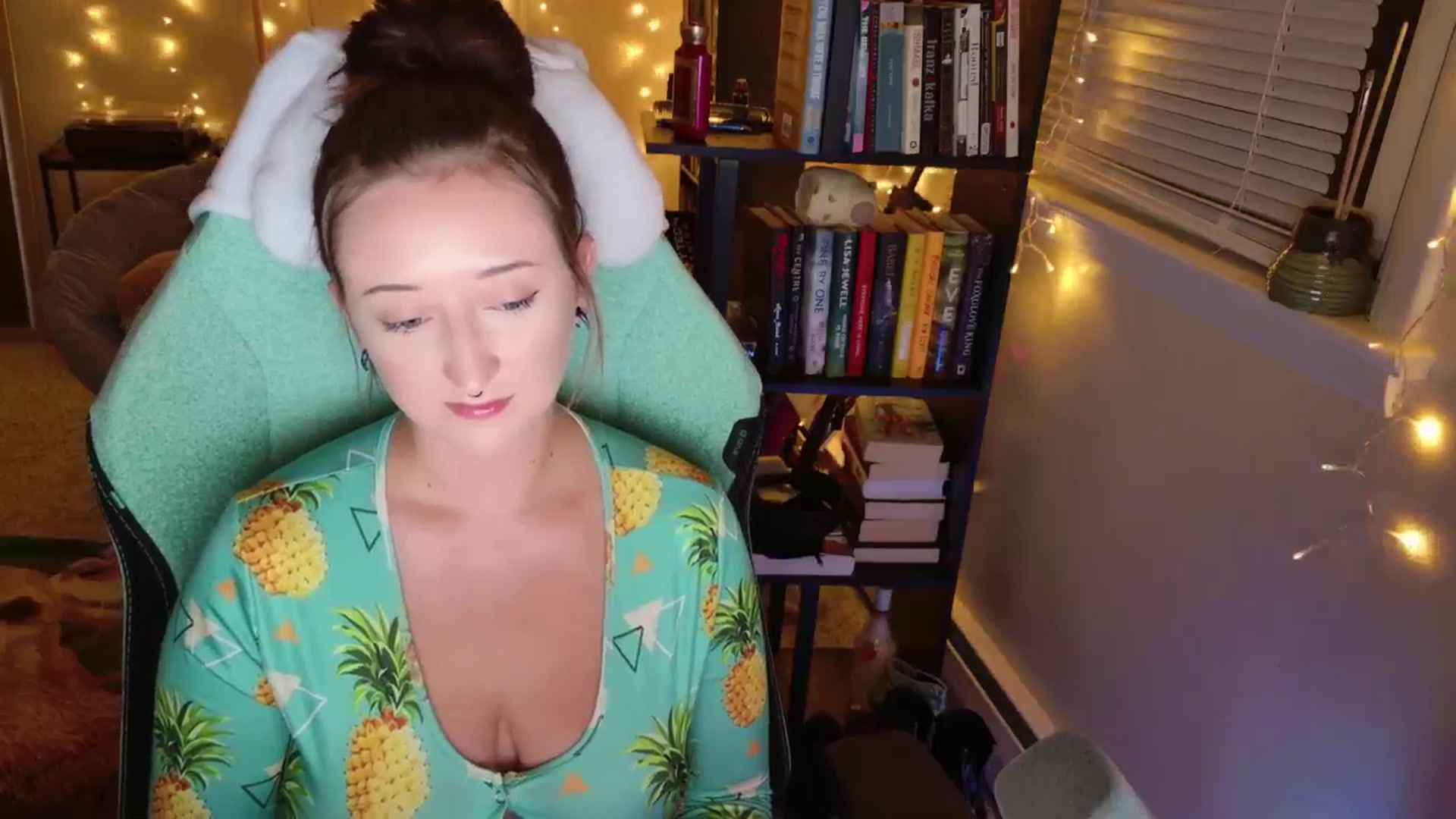 Gallery image thumbnail from Turnip's myfreecams stream on, 08/22/2024, 03:54 image 9 of 20