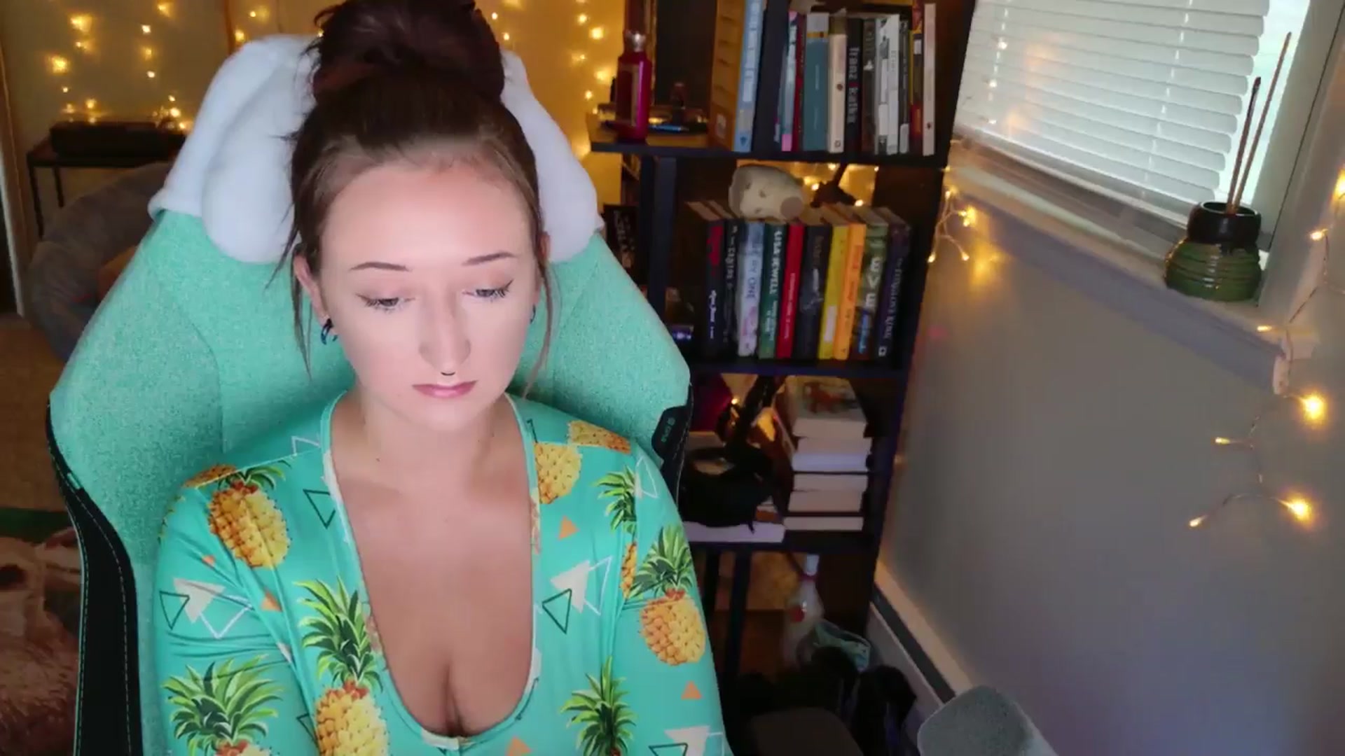 Gallery image thumbnail from Turnip's myfreecams stream on, 08/22/2024, 03:54 image 2 of 20