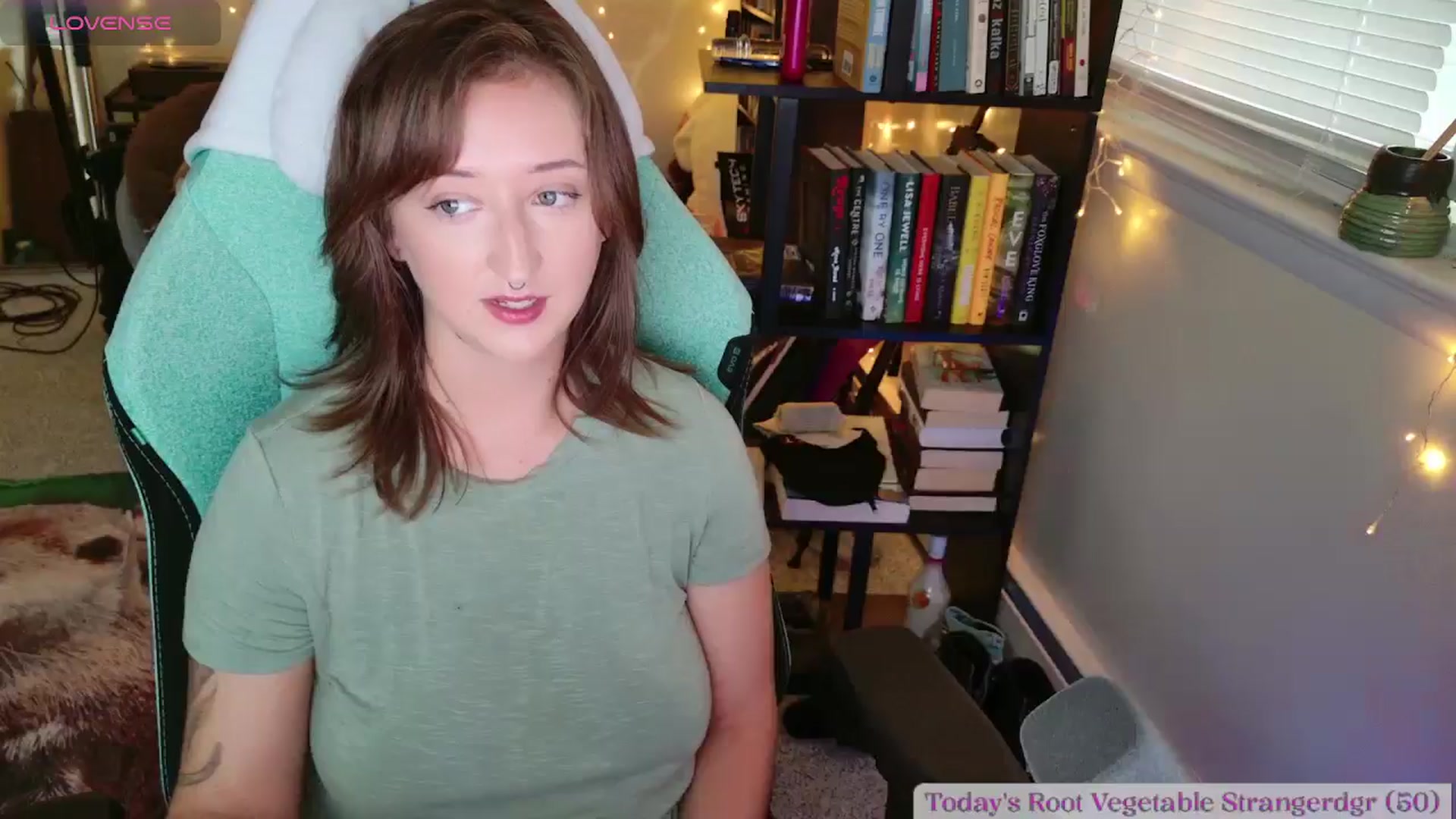 Gallery image thumbnail from Turnip's myfreecams stream on, 08/25/2024, 24:04 image 1 of 20