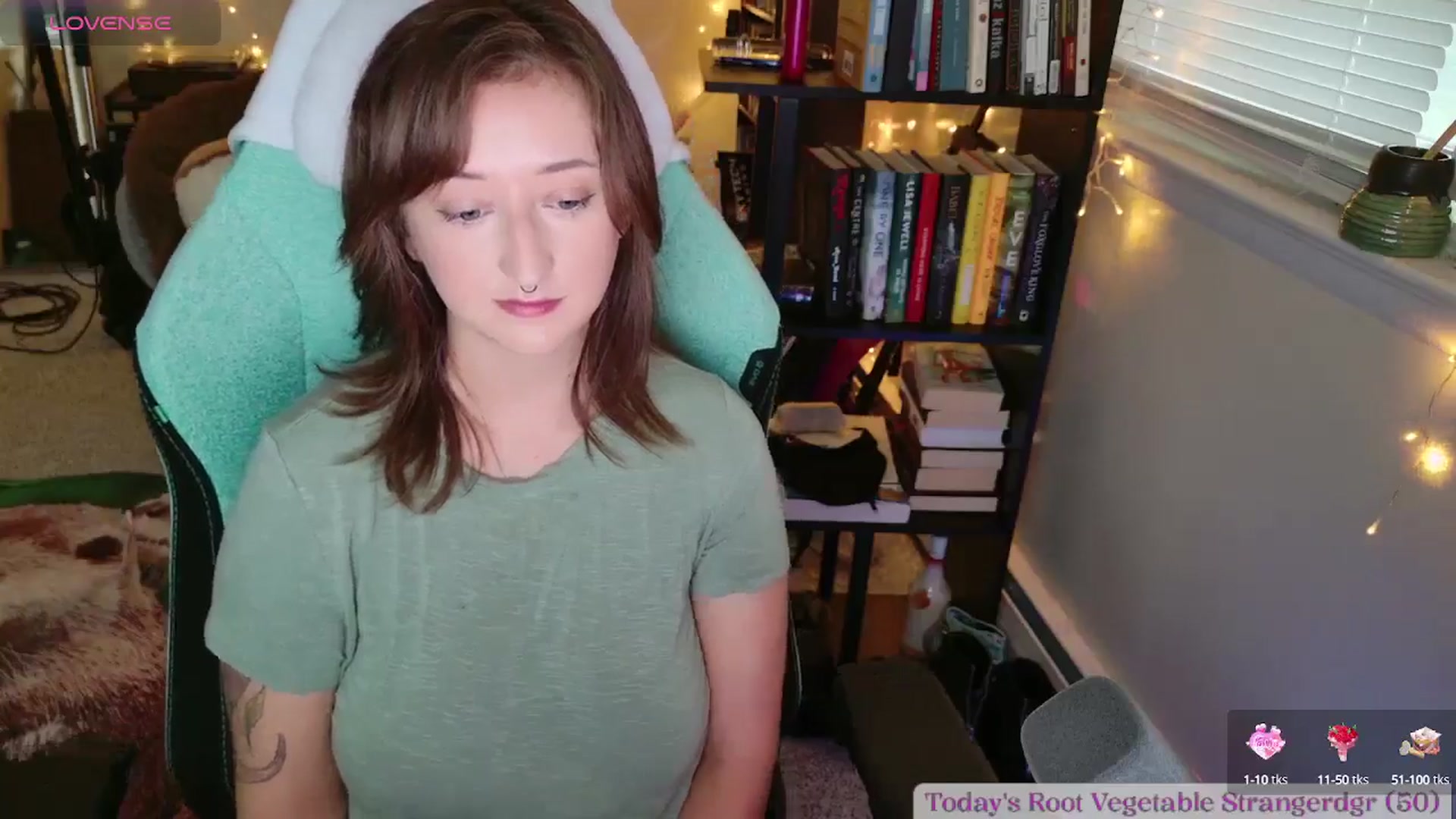 Gallery image thumbnail from Turnip's myfreecams stream on, 08/25/2024, 24:04 image 4 of 20