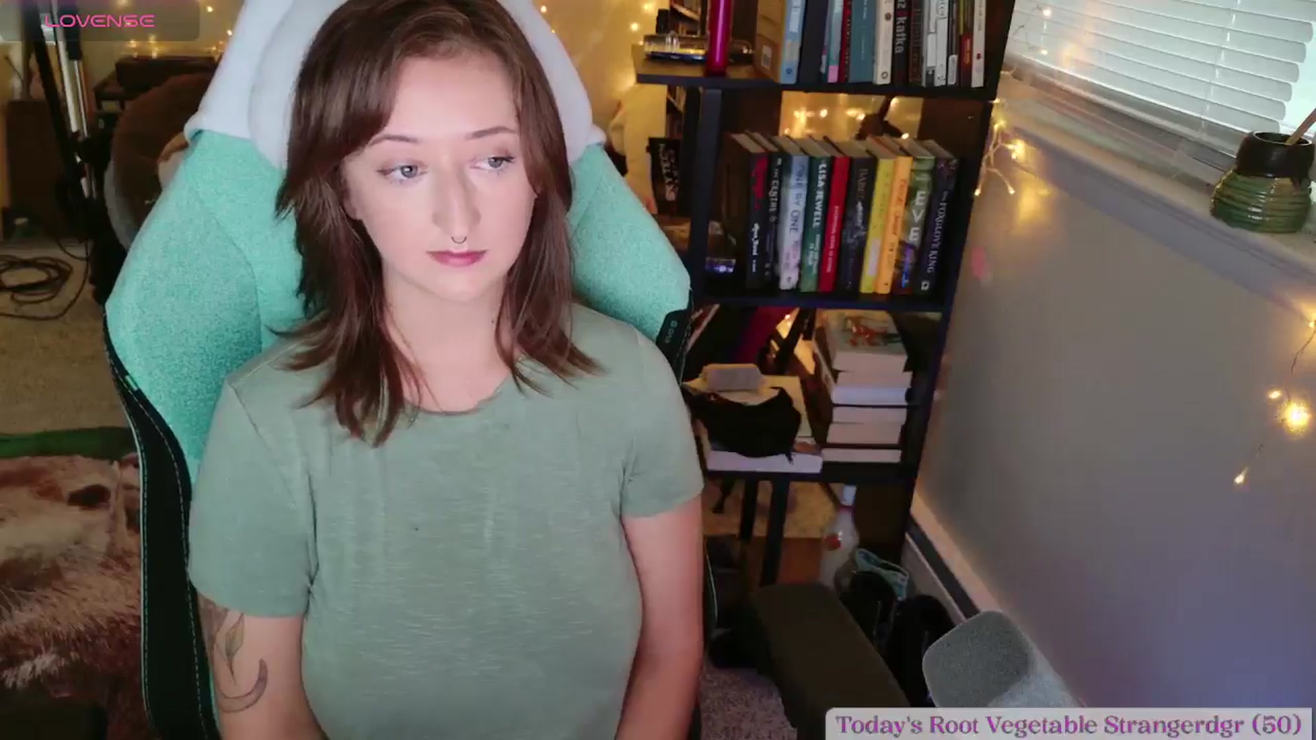 Gallery image thumbnail from Turnip's myfreecams stream on, 08/25/2024, 24:04 image 5 of 20