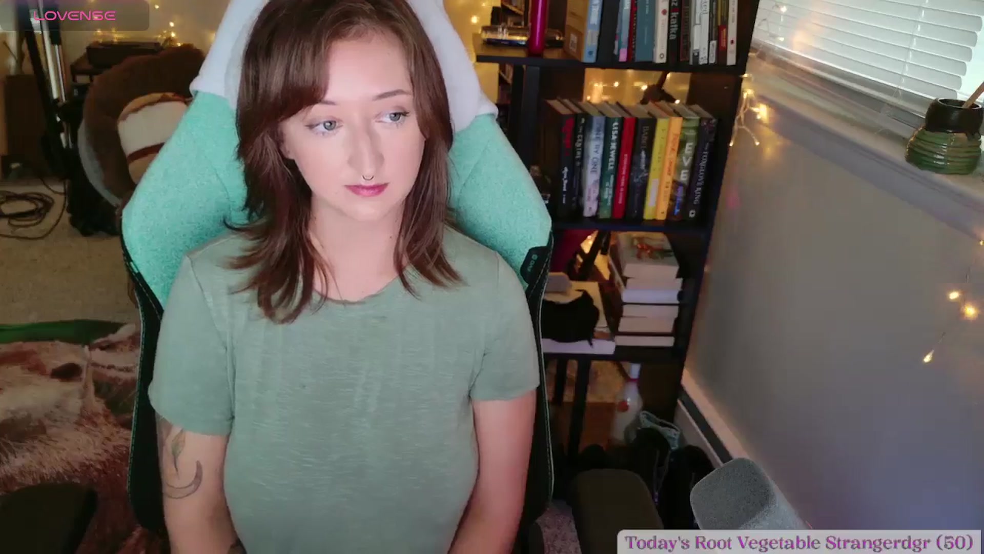 Gallery image thumbnail from Turnip's myfreecams stream on, 08/25/2024, 24:04 image 3 of 20