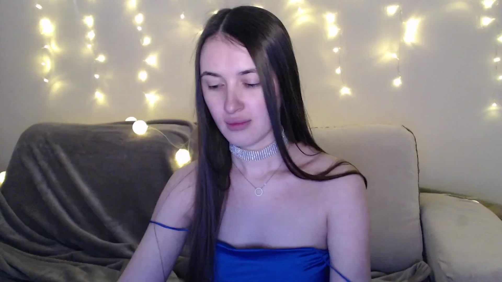 Gallery image thumbnail from Tutti_Frutt1's myfreecams stream on, 03/18/2024, 09:05 image 20 of 20