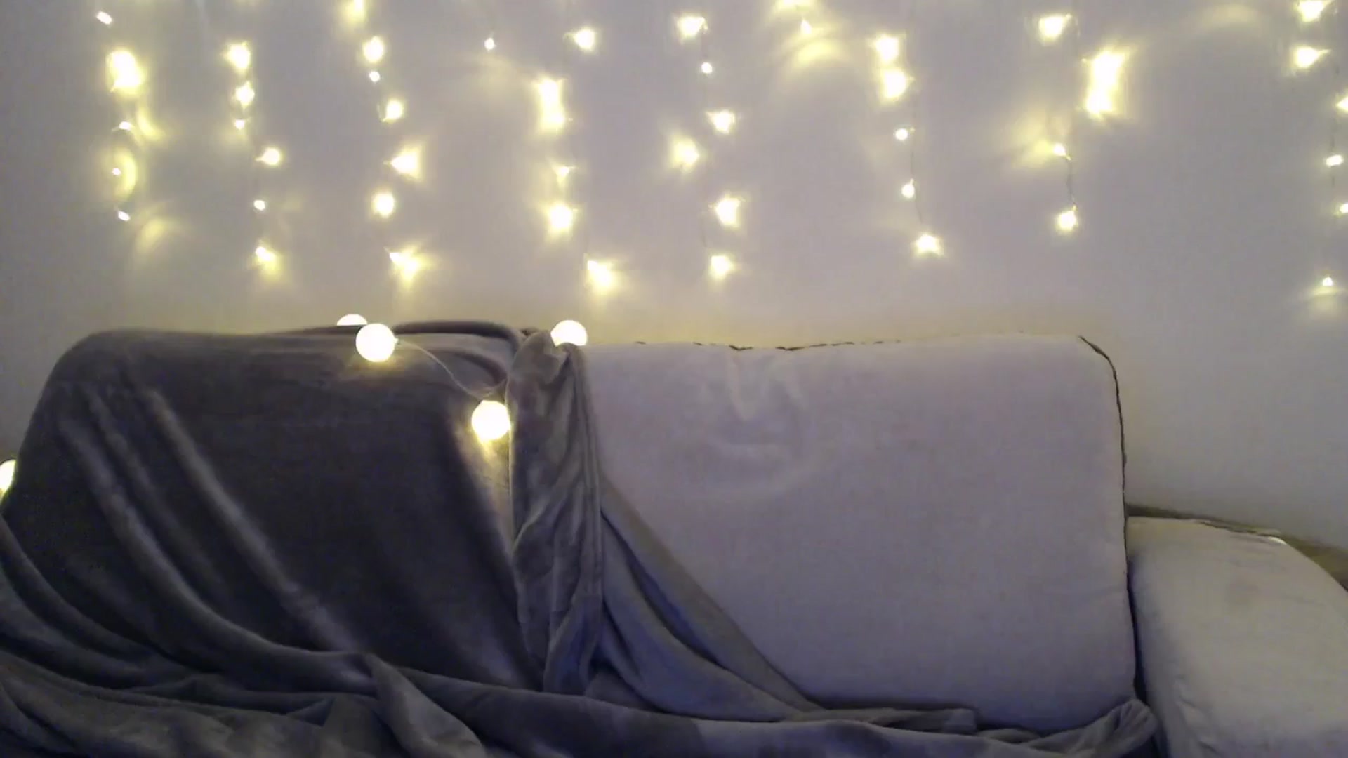 Gallery image thumbnail from Tutti_Frutt1's myfreecams stream on, 03/18/2024, 09:05 image 15 of 20