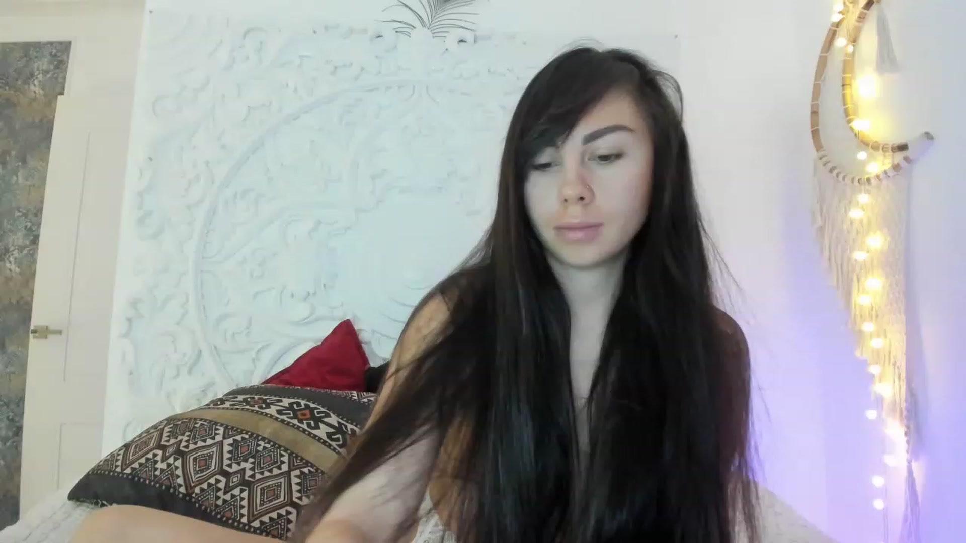 Gallery image thumbnail from Tuttifrutti__'s myfreecams stream on, 04/09/2023, 06:40 image 4 of 20