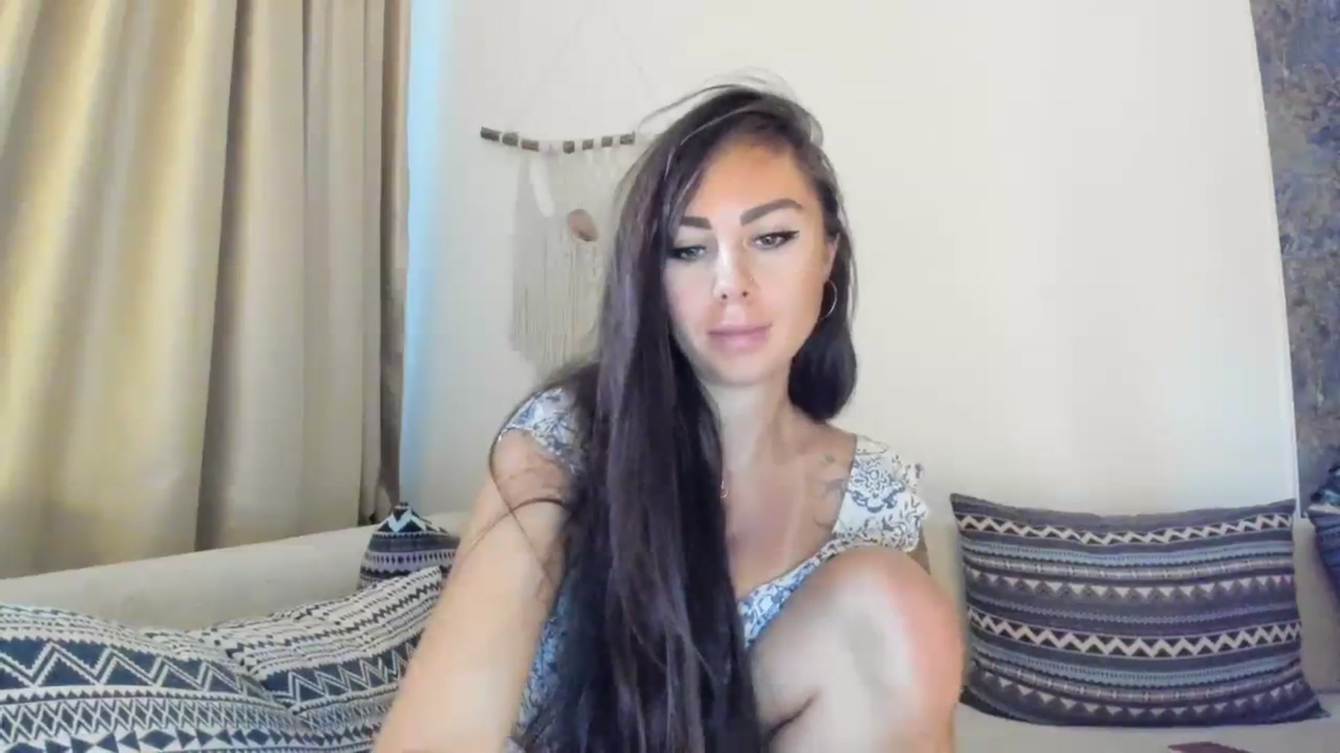 Gallery image thumbnail from Tuttifrutti__'s myfreecams stream on, 08/06/2023, 05:55 image 4 of 20