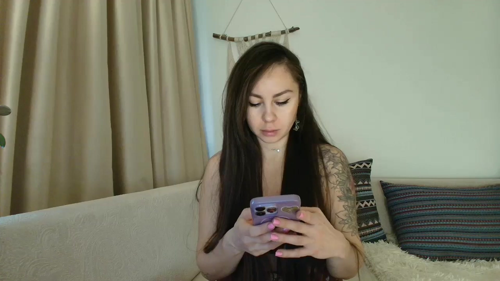 Gallery image thumbnail from Tuttifrutti__'s myfreecams stream on, 01/31/2026, 06:36 image 18 of 20
