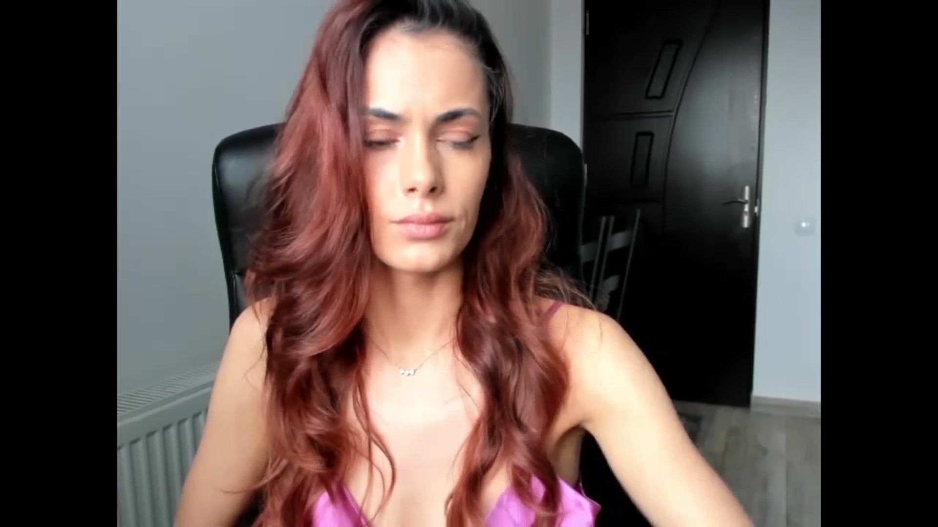 Gallery image thumbnail from Tweety_'s myfreecams stream on, 02/17/2025, 14:22 image 12 of 20