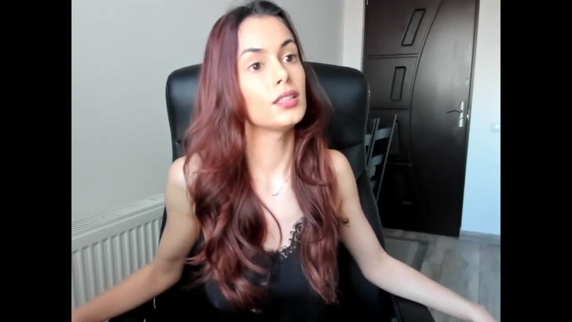 Gallery image thumbnail from Tweety_'s myfreecams stream on, 02/21/2025, 15:39 image 7 of 20