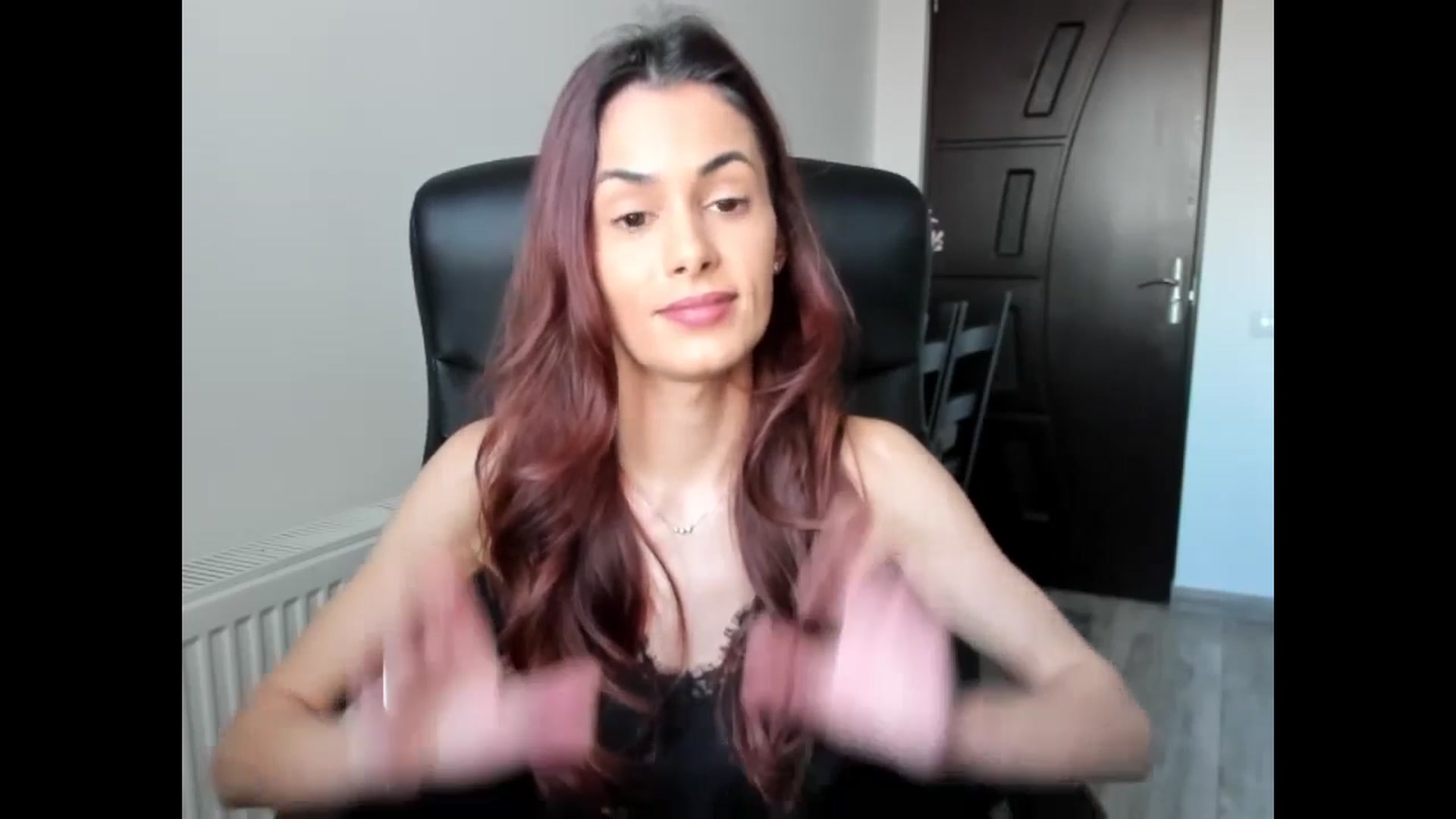 Gallery image thumbnail from Tweety_'s myfreecams stream on, 02/21/2025, 15:39 image 9 of 20