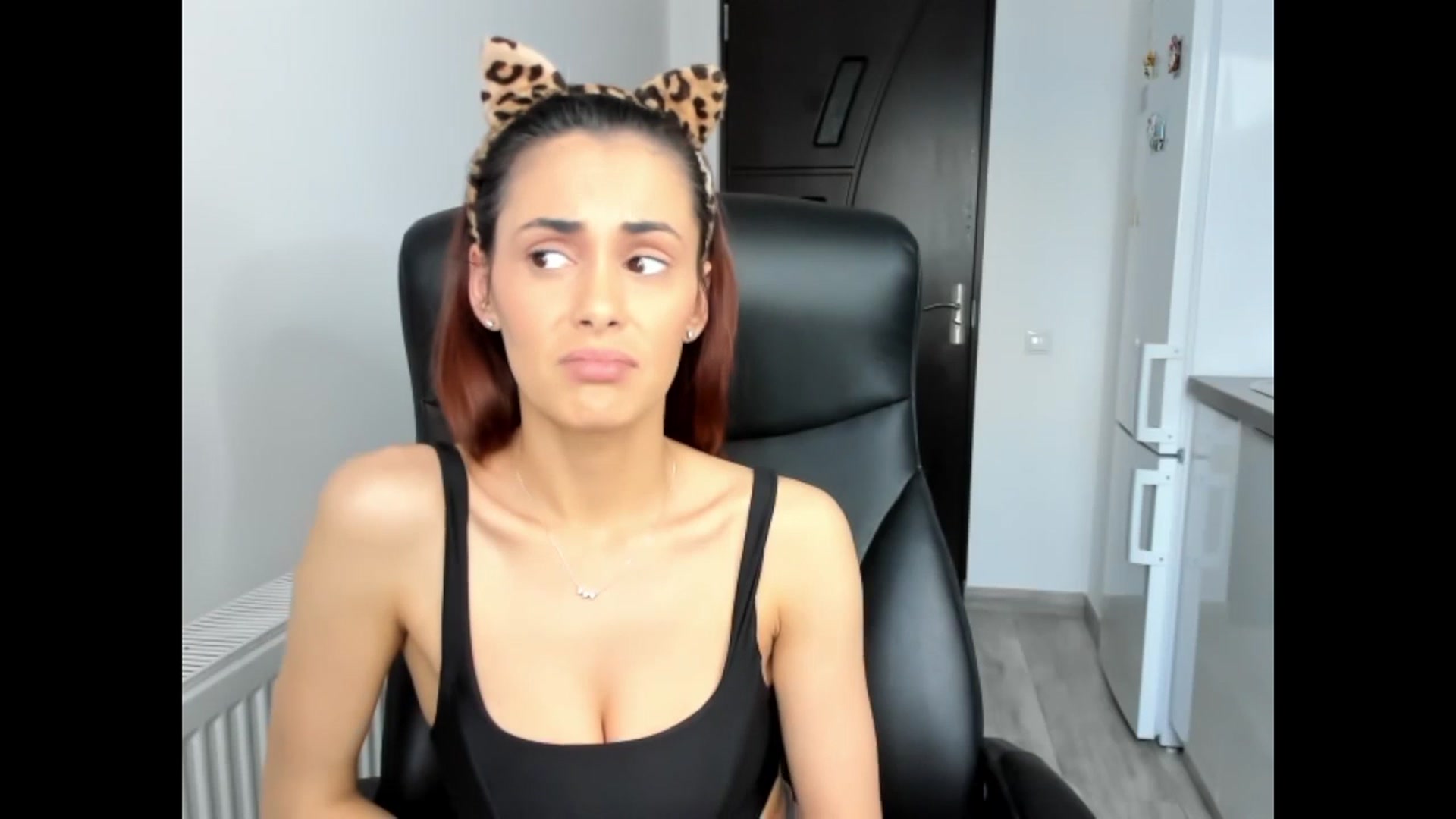 Gallery image thumbnail from Tweety_'s myfreecams stream on, 03/25/2025, 16:32 image 16 of 20