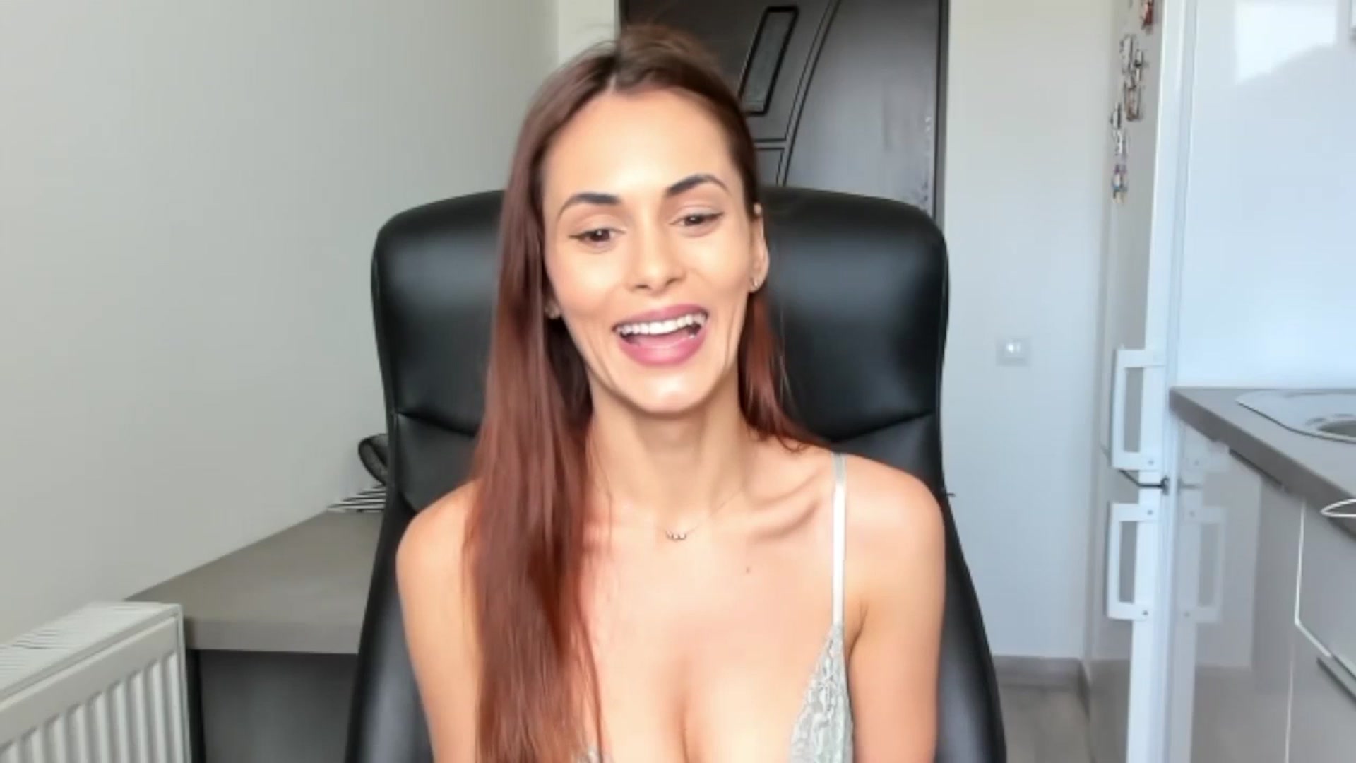 Gallery image thumbnail from Tweety_'s myfreecams stream on, 05/09/2025, 12:15 image 19 of 20