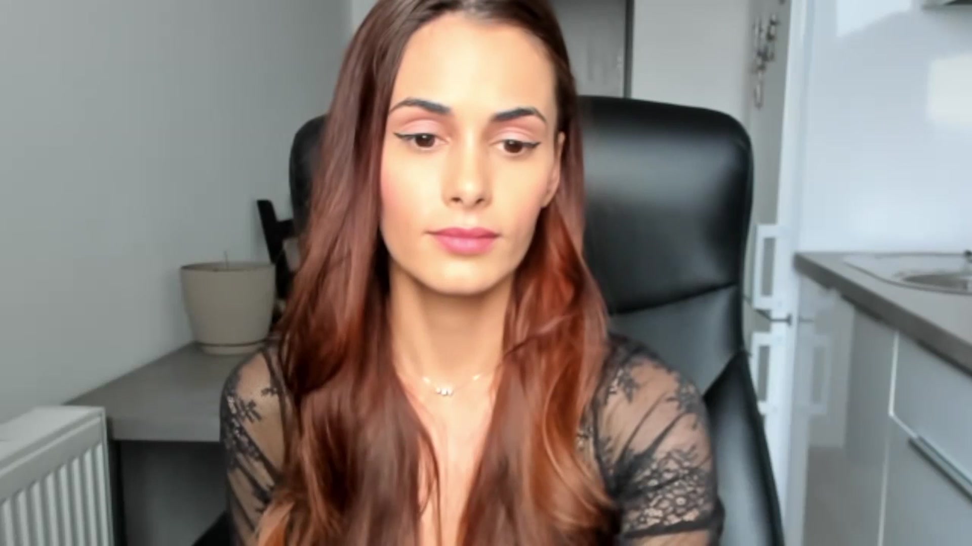 Gallery image thumbnail from Tweety_'s myfreecams stream on, 05/16/2025, 15:01 image 20 of 20