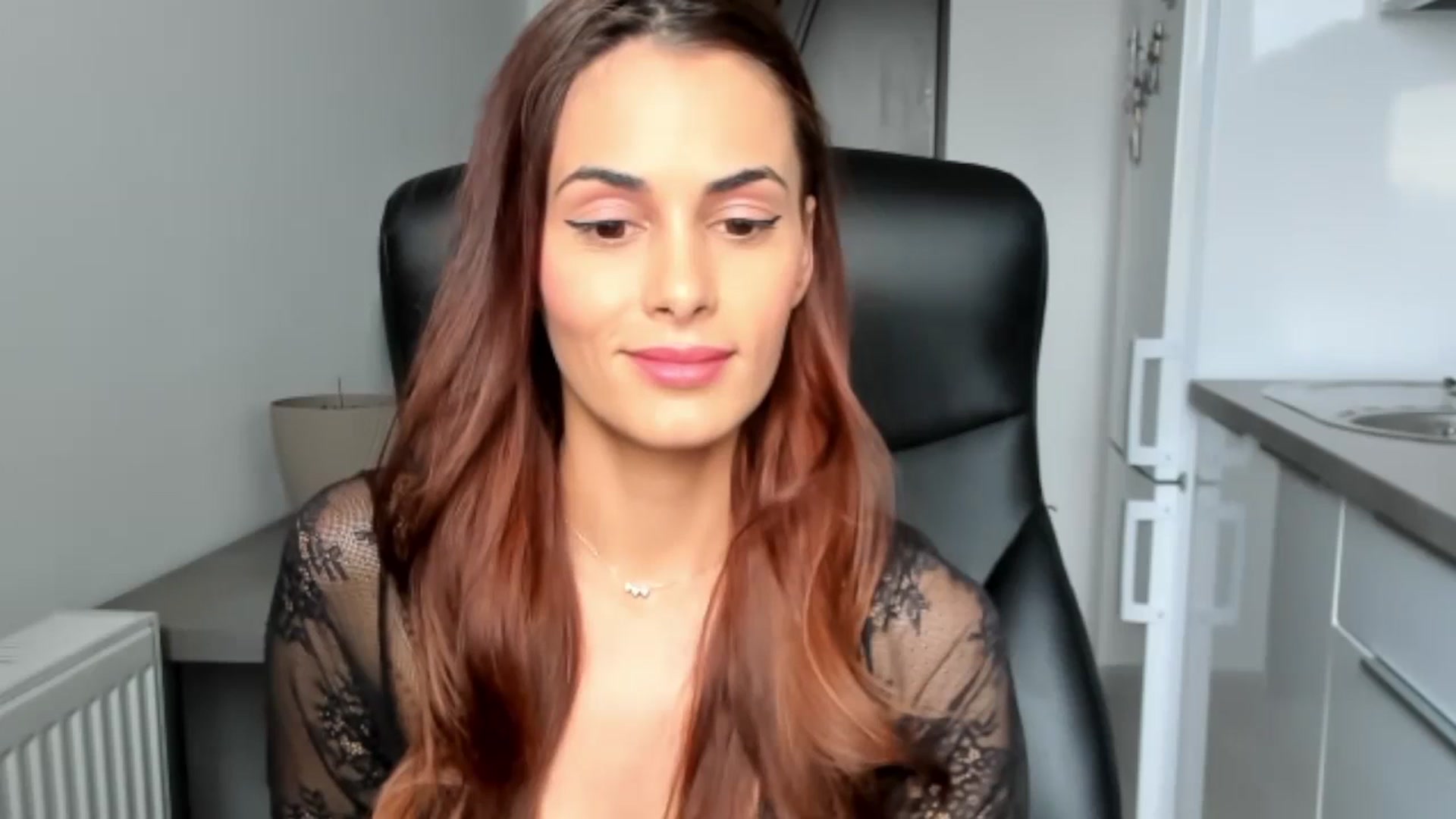 Gallery image thumbnail from Tweety_'s myfreecams stream on, 05/16/2025, 15:01 image 13 of 20