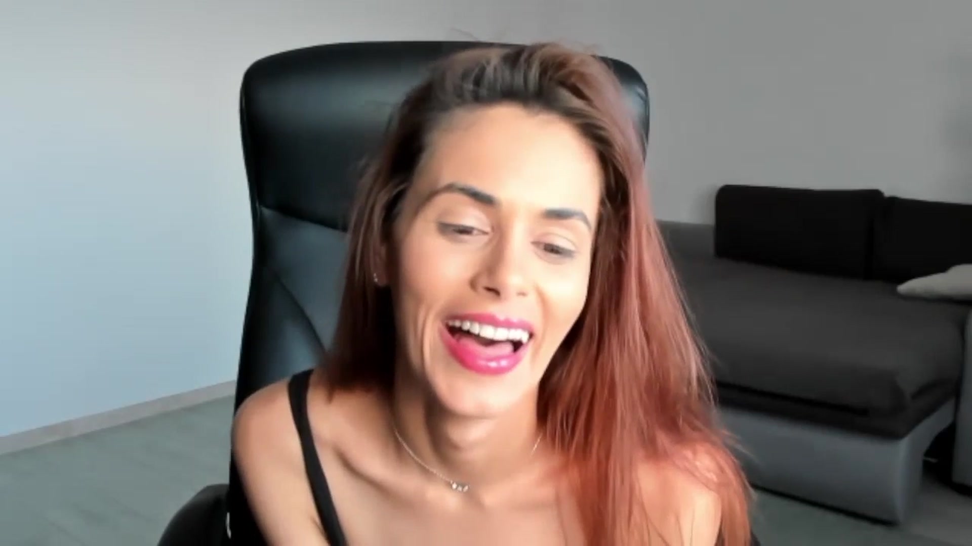 Gallery image thumbnail from Tweety_'s myfreecams stream on, 06/06/2025, 17:38 image 13 of 20