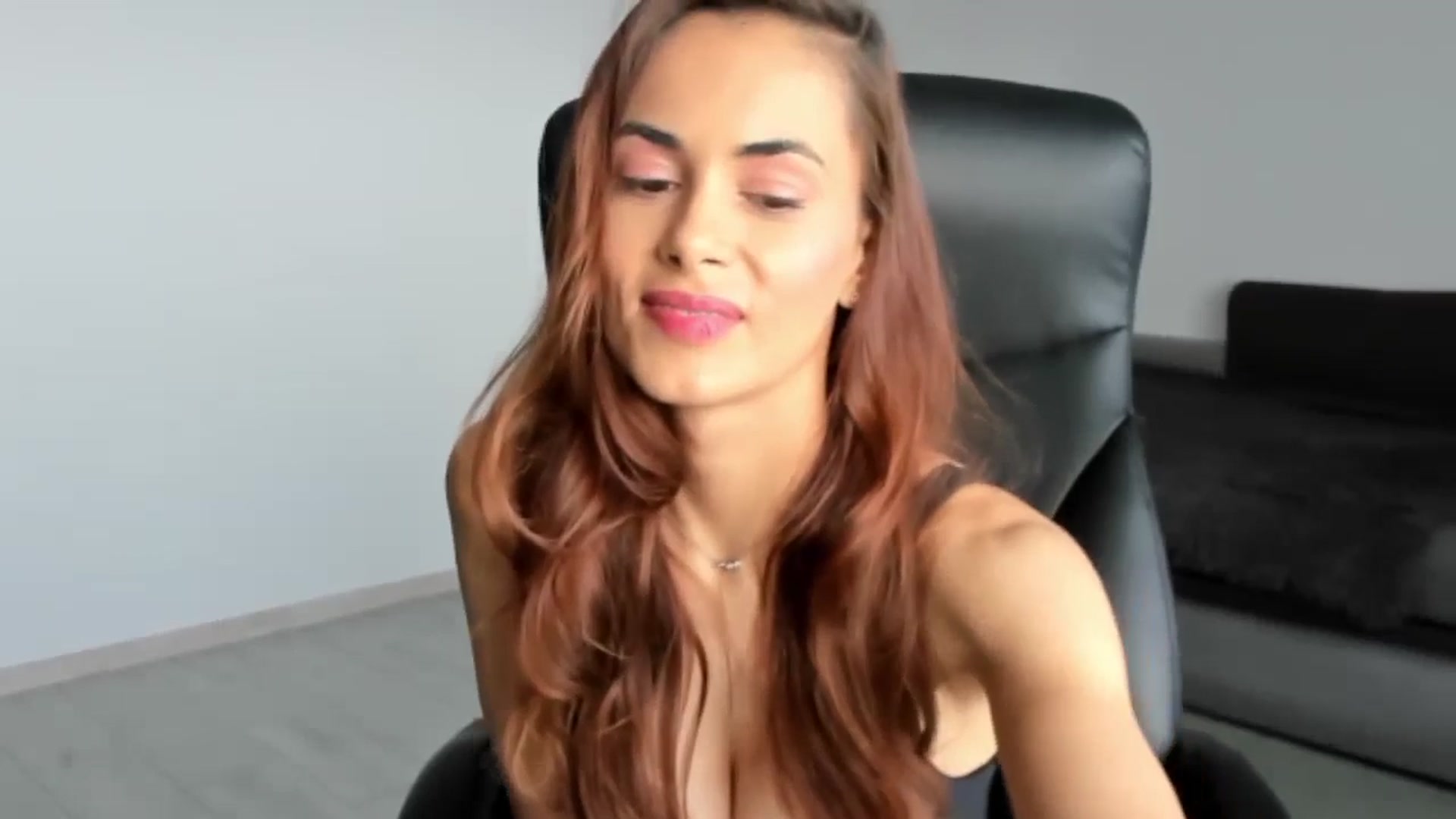 Gallery image thumbnail from Tweety_'s myfreecams stream on, 06/07/2025, 14:41 image 15 of 20