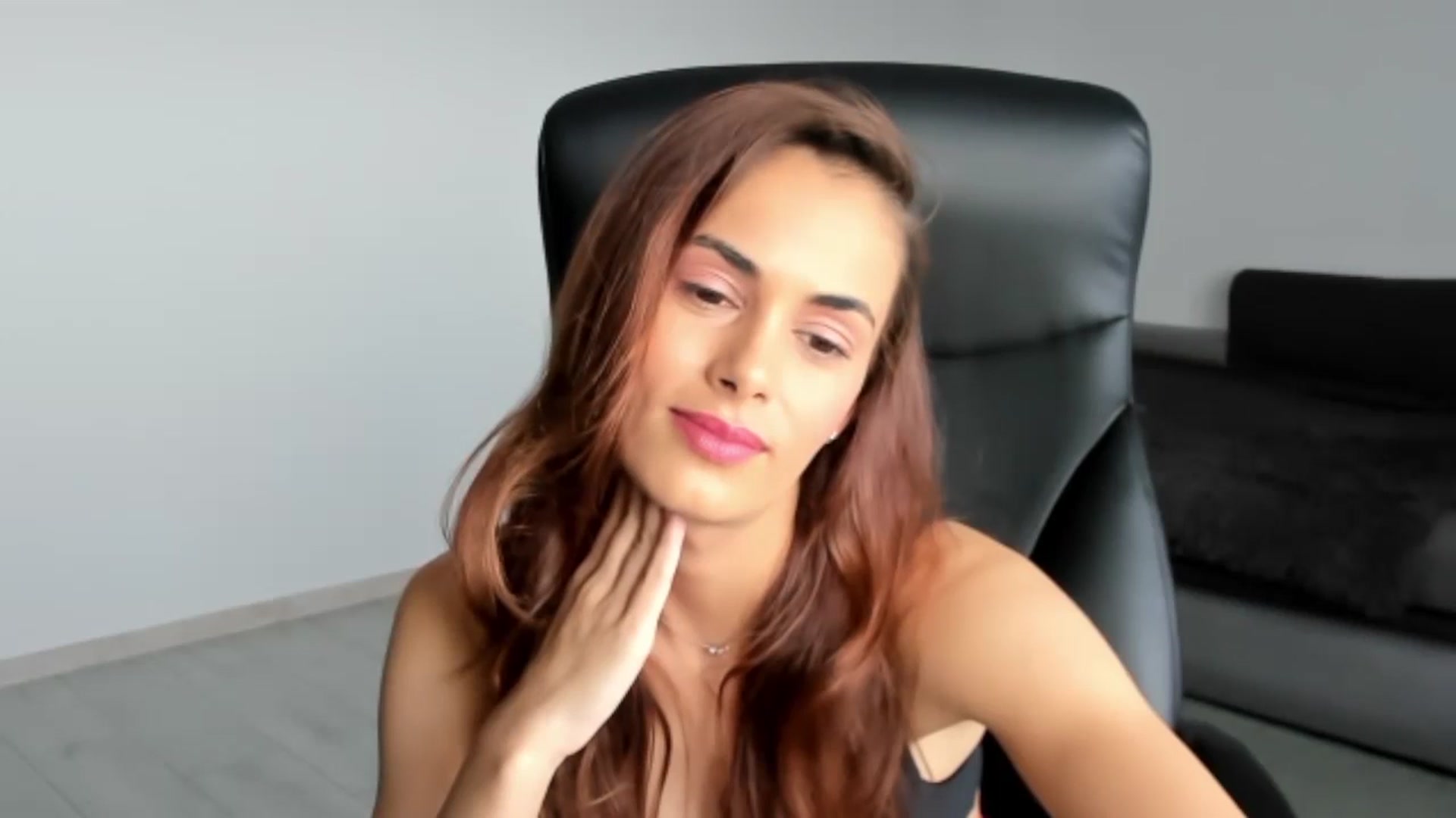 Gallery image thumbnail from Tweety_'s myfreecams stream on, 06/07/2025, 14:41 image 14 of 20