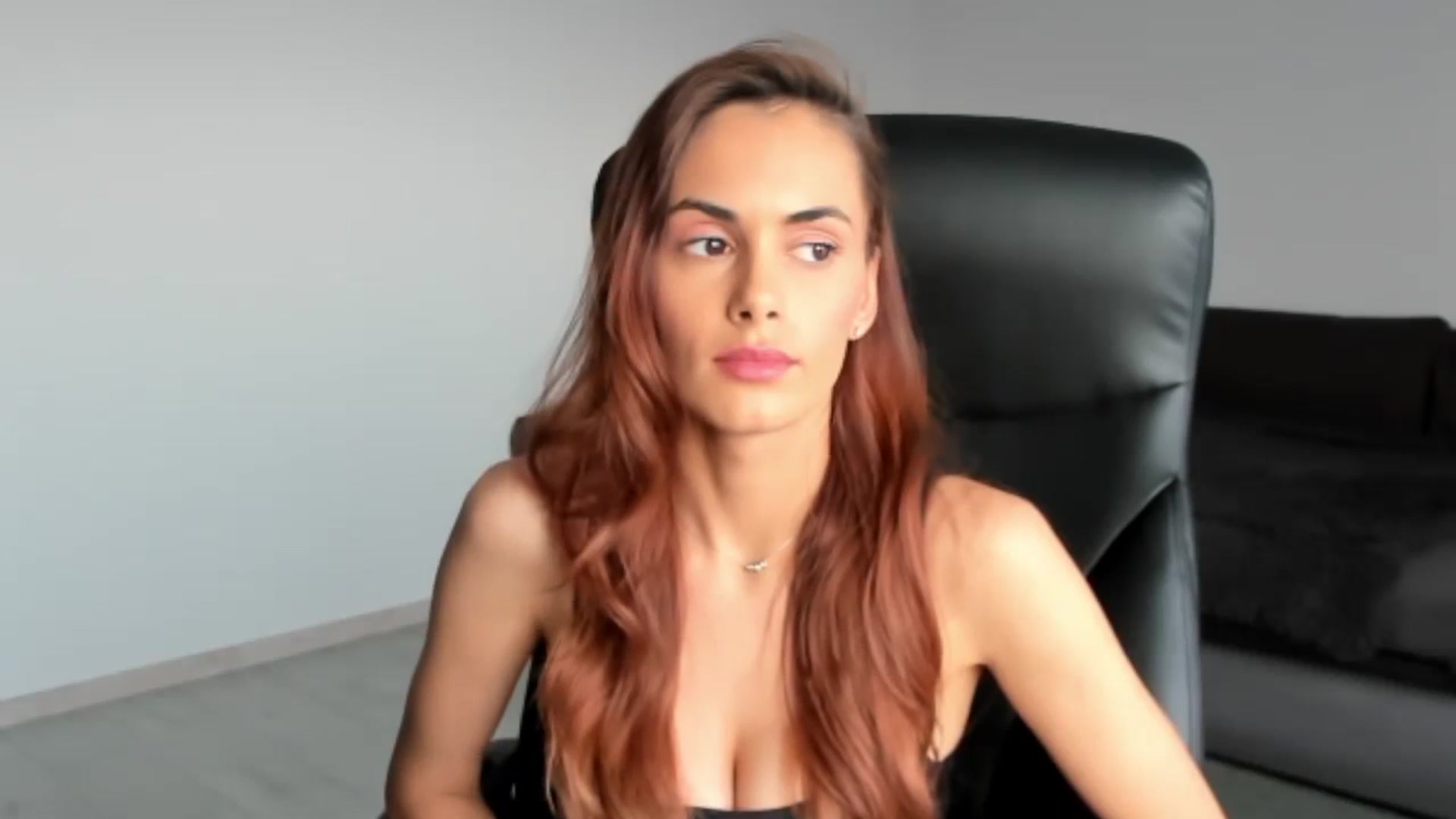 Gallery image thumbnail from Tweety_'s myfreecams stream on, 06/07/2025, 17:23 image 10 of 20
