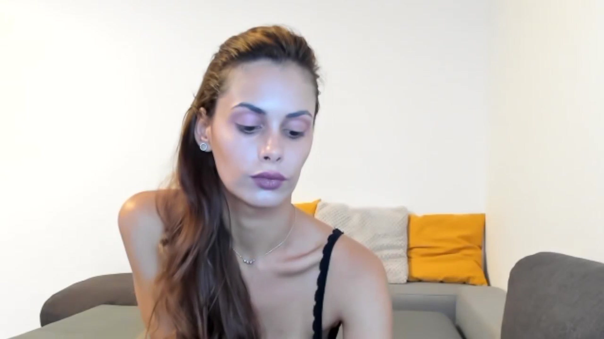 Gallery image thumbnail from Tweety_'s myfreecams stream on, 08/26/2025, 17:18 image 14 of 20