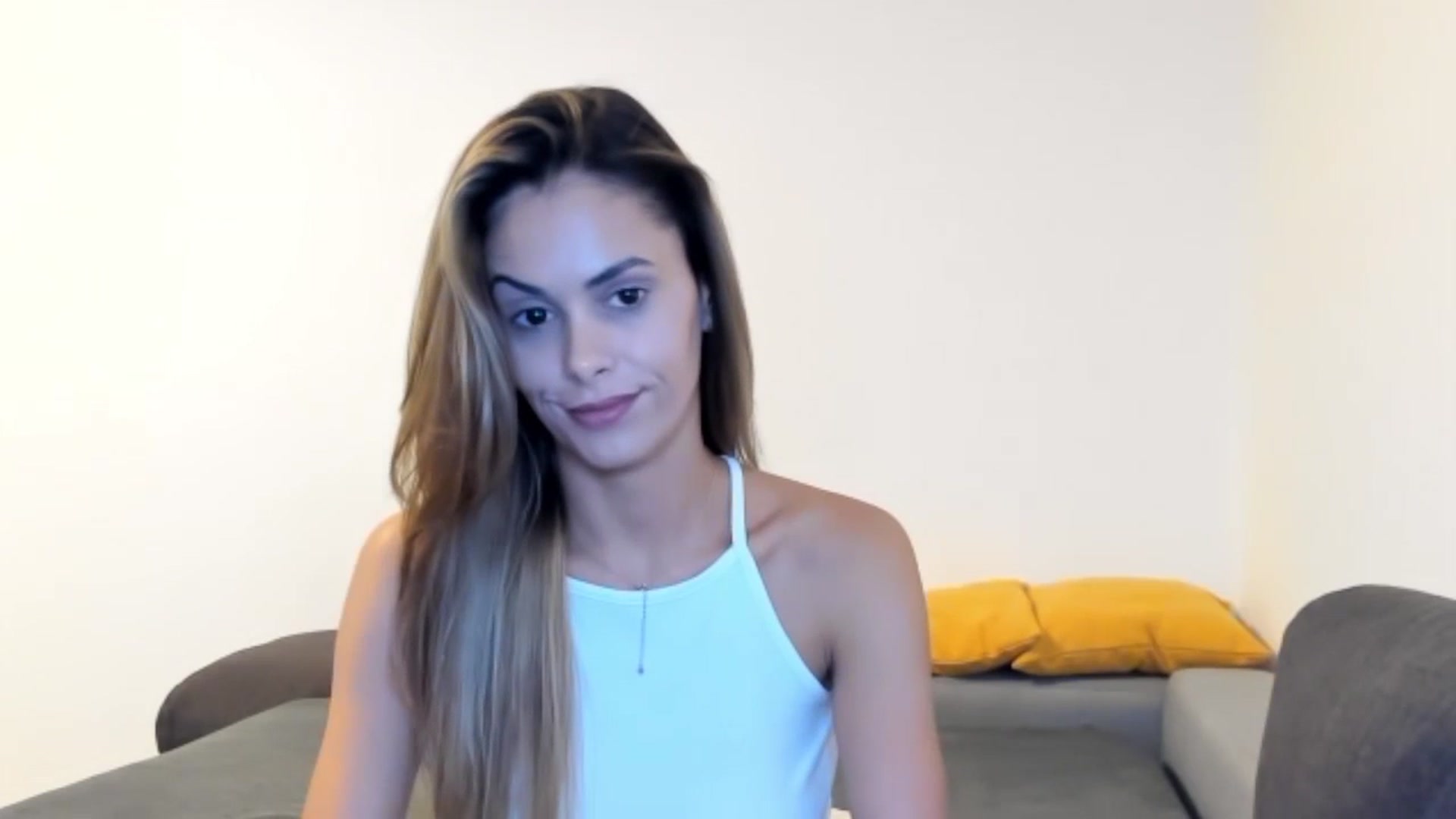 Gallery image thumbnail from Tweety_'s myfreecams stream on, 09/12/2025, 19:15 image 10 of 20