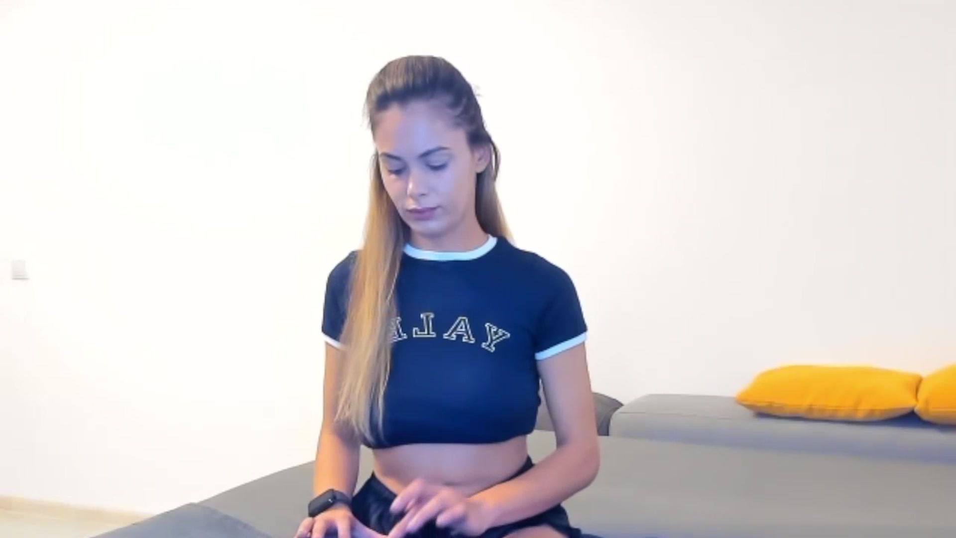 Gallery image thumbnail from Tweety_'s myfreecams stream on, 10/09/2025, 18:19 image 13 of 20
