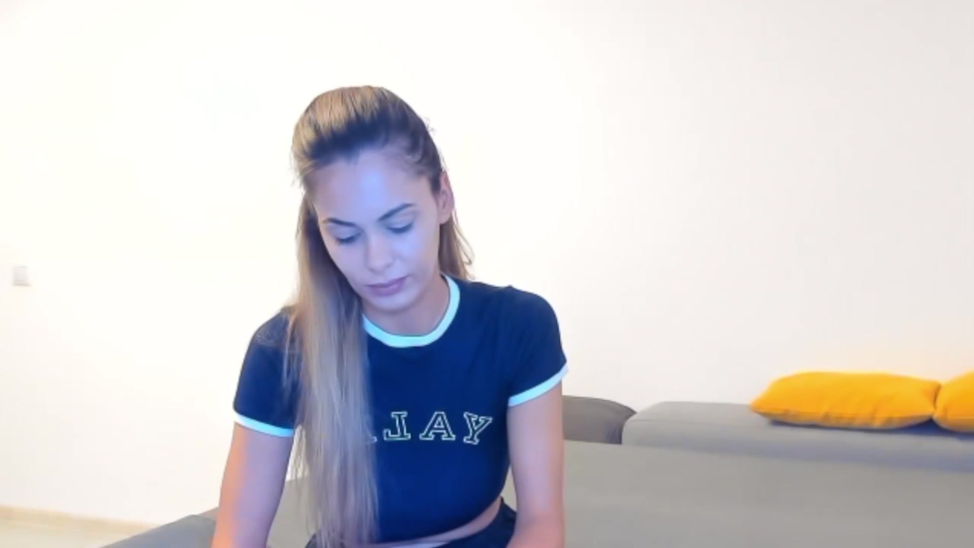 Gallery image thumbnail from Tweety_'s myfreecams stream on, 10/09/2025, 18:19 image 20 of 20