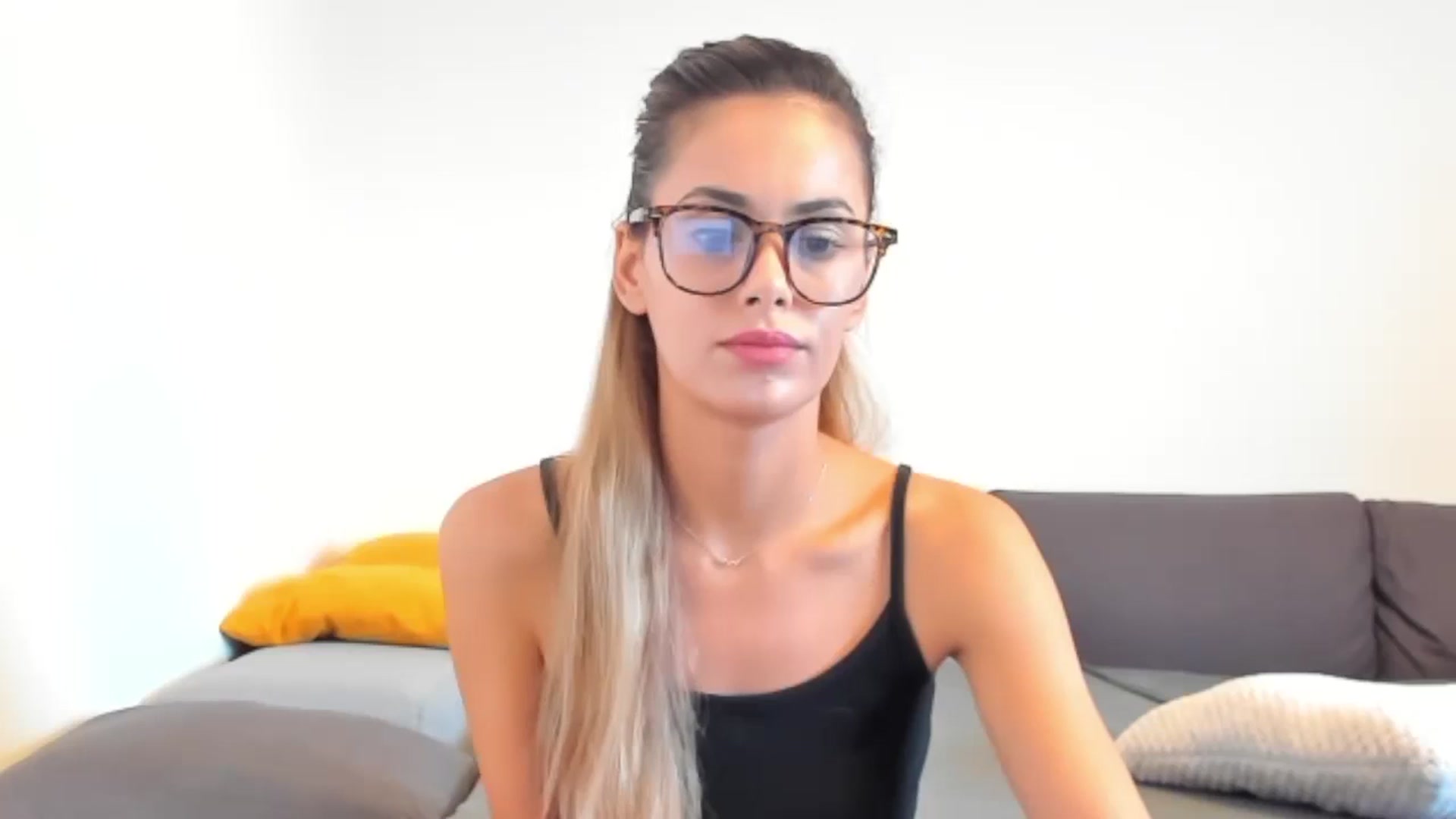 Gallery image thumbnail from Tweety_'s myfreecams stream on, 10/10/2025, 13:39 image 18 of 20