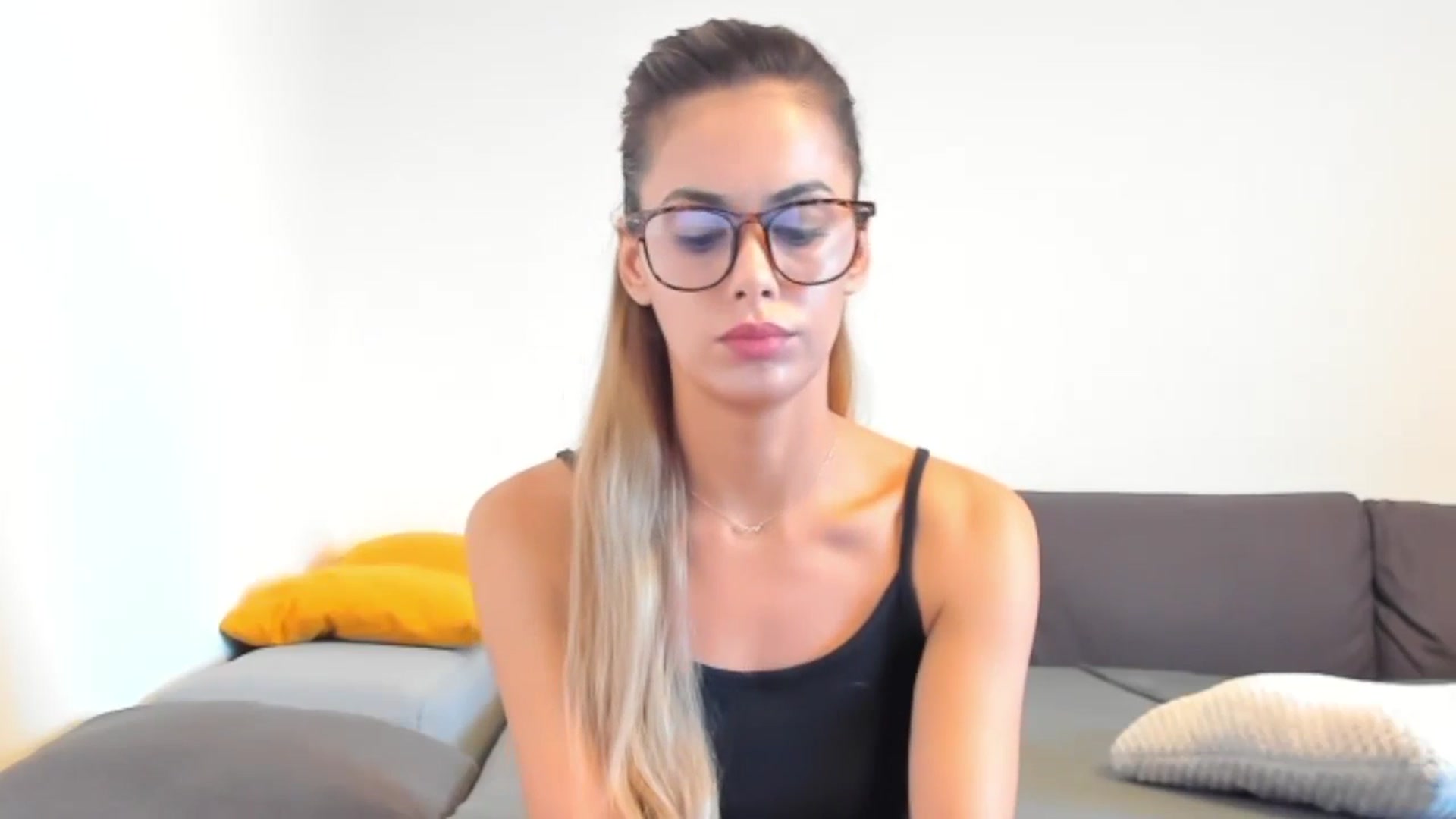 Gallery image thumbnail from Tweety_'s myfreecams stream on, 10/10/2025, 13:39 image 3 of 20