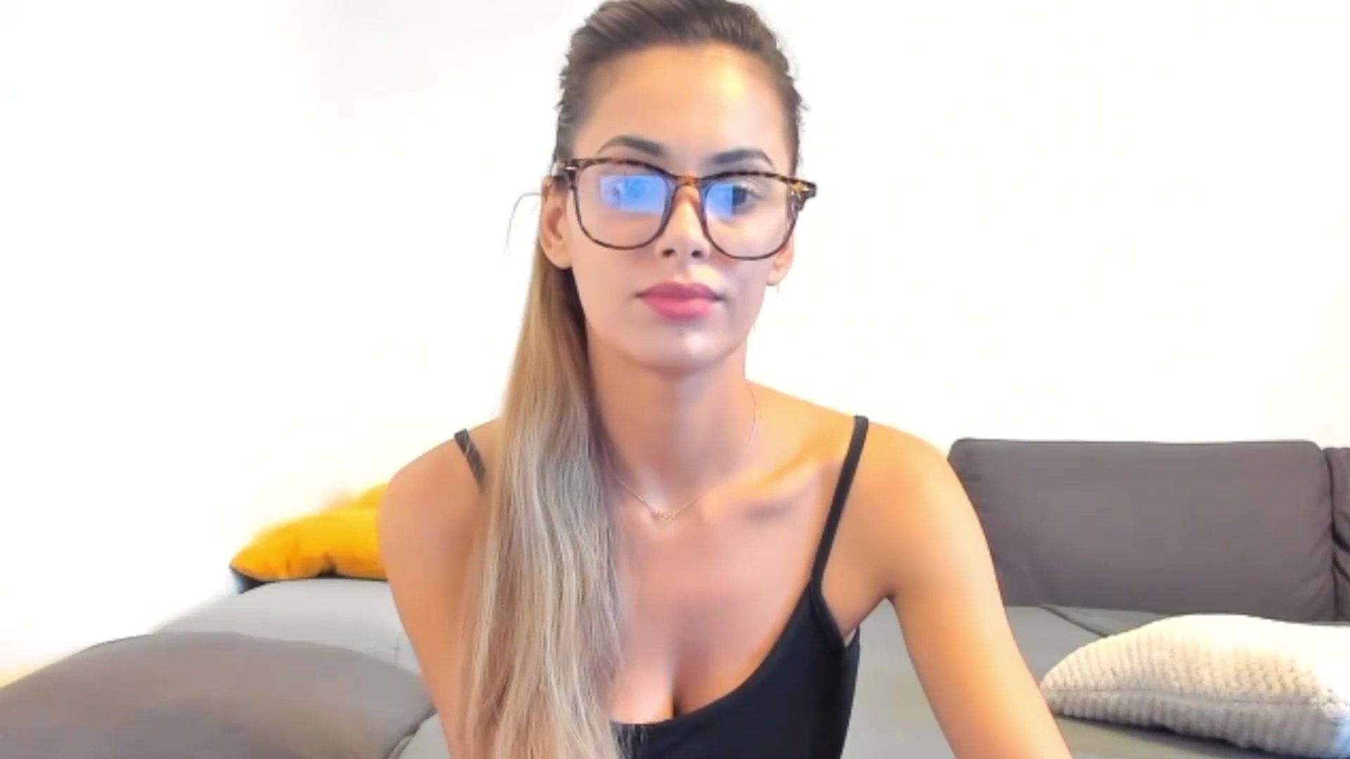 Gallery image thumbnail from Tweety_'s myfreecams stream on, 10/10/2025, 14:15 image 3 of 20