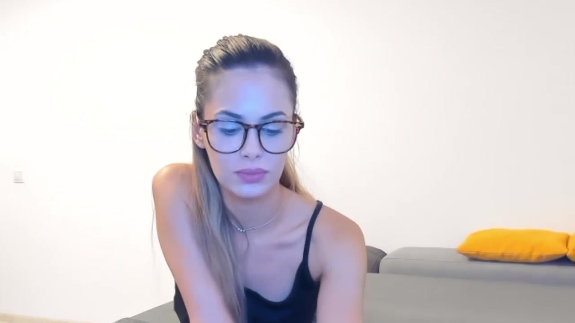 Gallery image thumbnail from Tweety_'s myfreecams stream on, 10/10/2025, 18:33 image 2 of 20