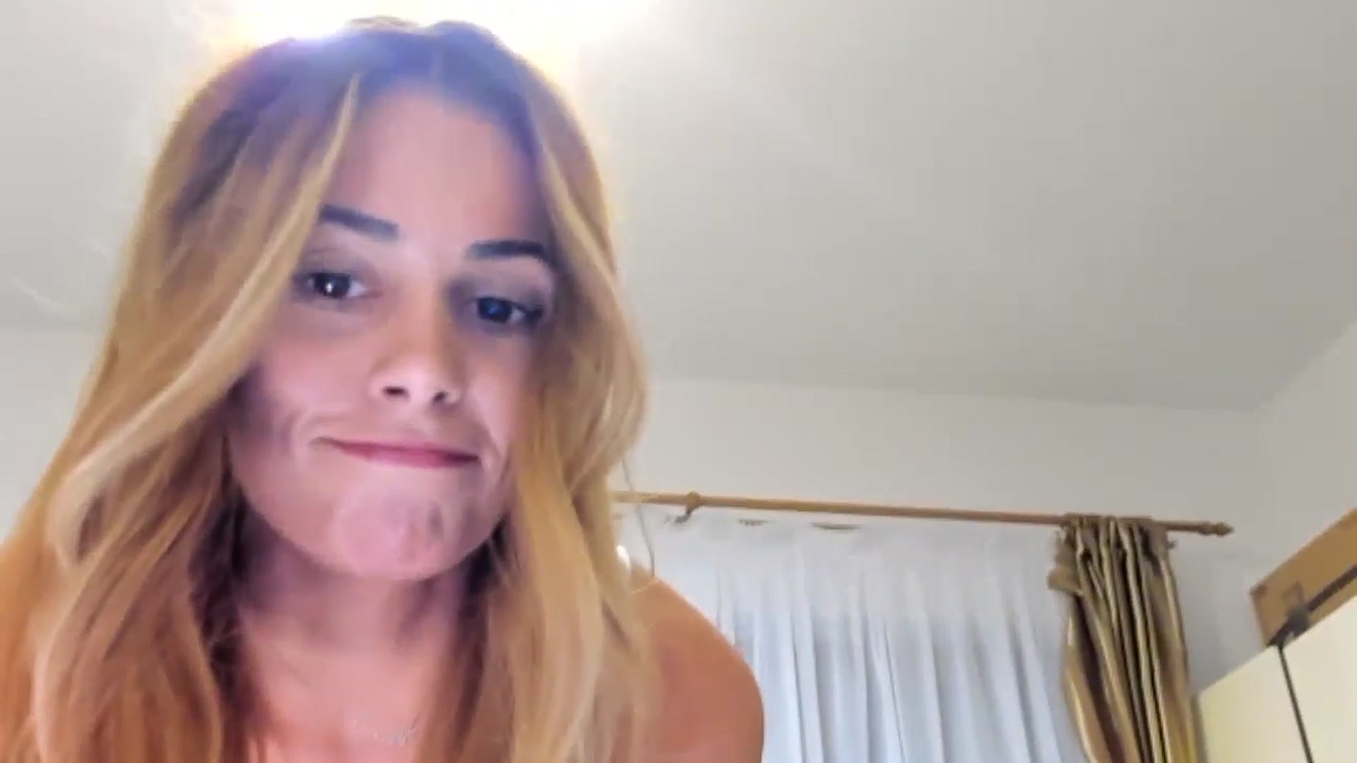 Gallery image thumbnail from Tweety_'s myfreecams stream on, 10/31/2025, 17:11 image 13 of 20