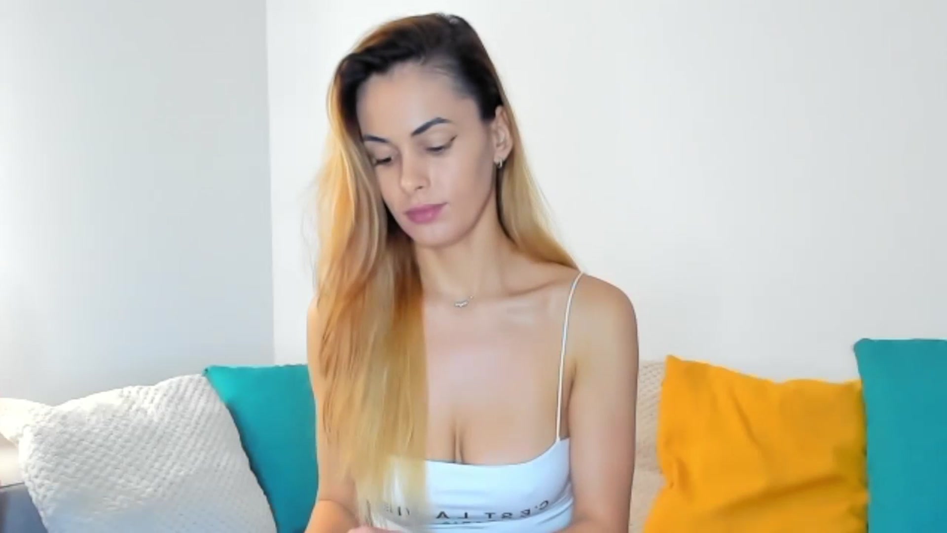 Gallery image thumbnail from Tweety_'s myfreecams stream on, 11/22/2025, 16:43 image 8 of 20