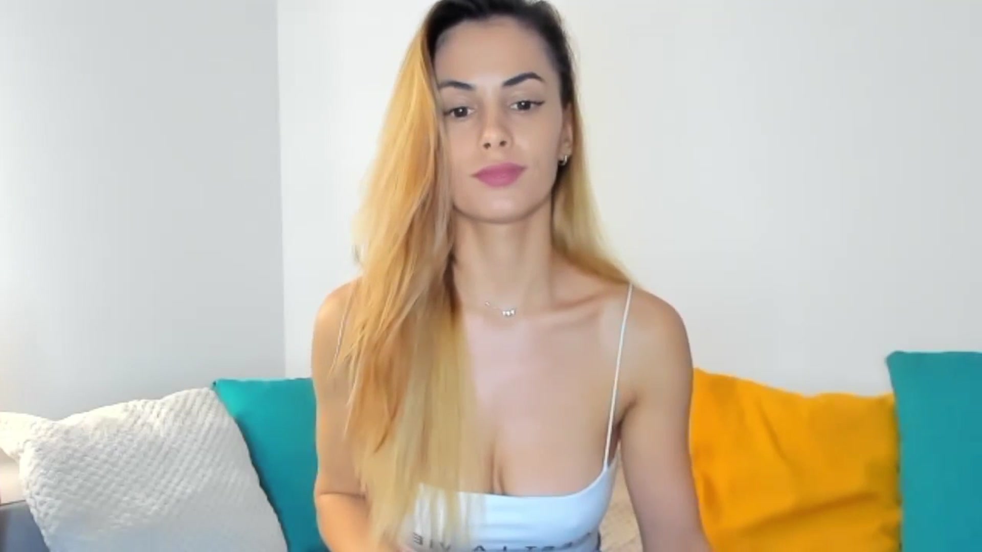 Gallery image thumbnail from Tweety_'s myfreecams stream on, 11/22/2025, 16:43 image 12 of 20