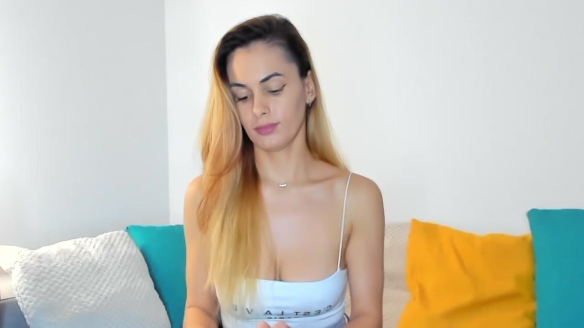 Gallery image thumbnail from Tweety_'s myfreecams stream on, 11/22/2025, 16:43 image 10 of 20