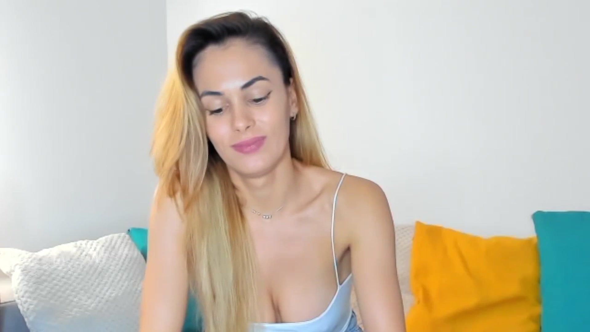 Gallery image thumbnail from Tweety_'s myfreecams stream on, 11/22/2025, 16:43 image 13 of 20
