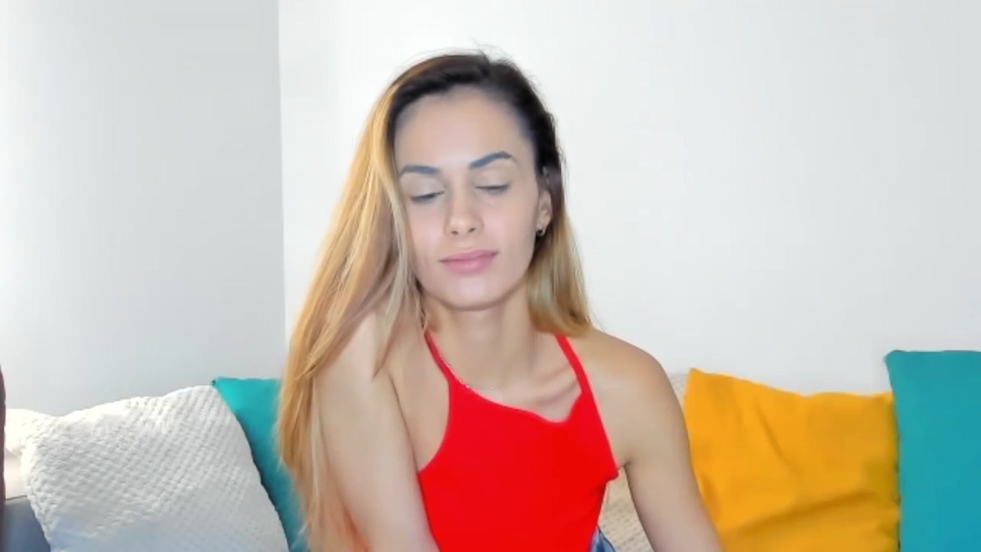 Gallery image thumbnail from Tweety_'s myfreecams stream on, 11/22/2025, 19:47 image 13 of 20