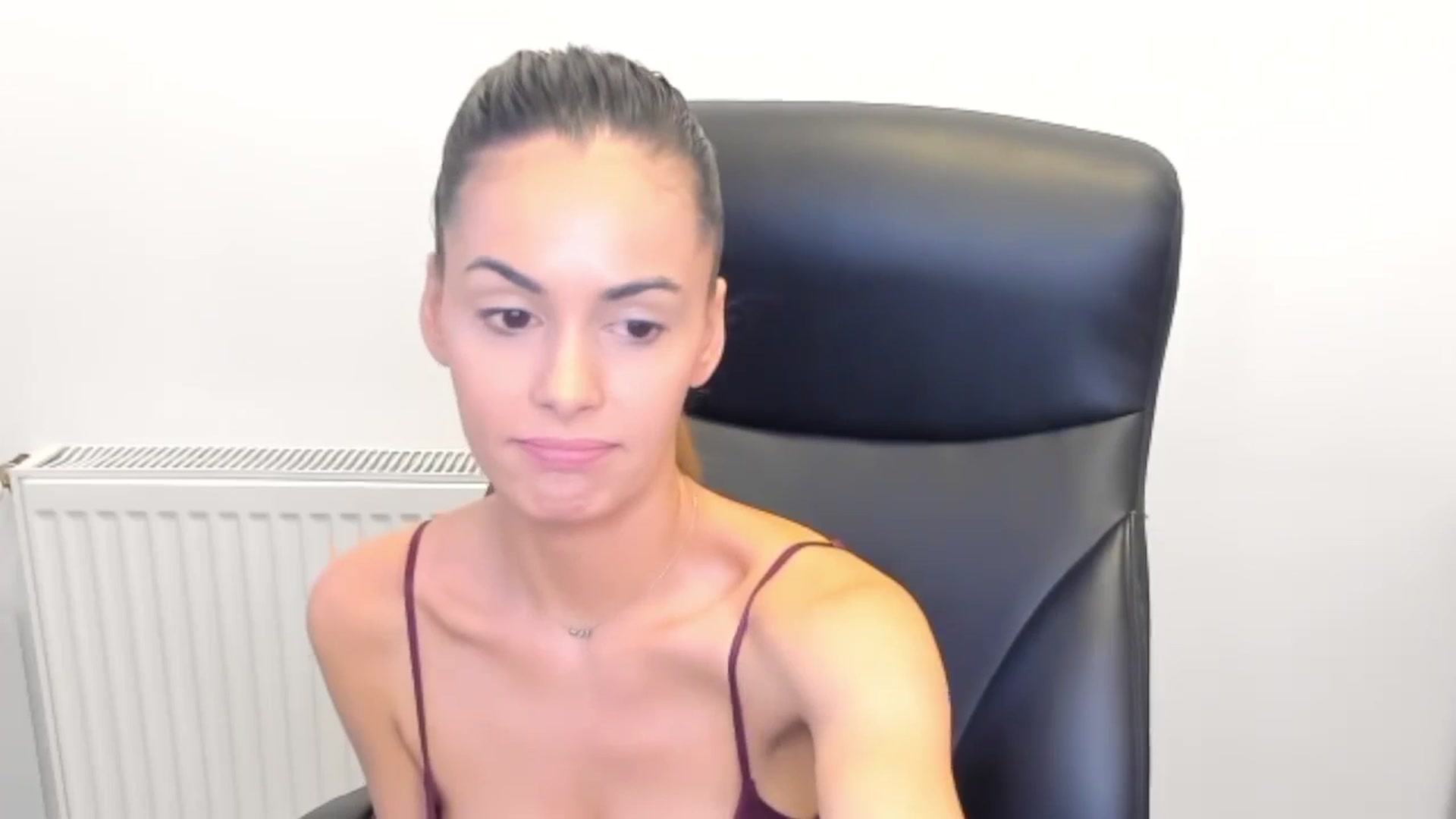 Gallery image thumbnail from Tweety_'s myfreecams stream on, 02/08/2026, 15:29 image 14 of 20