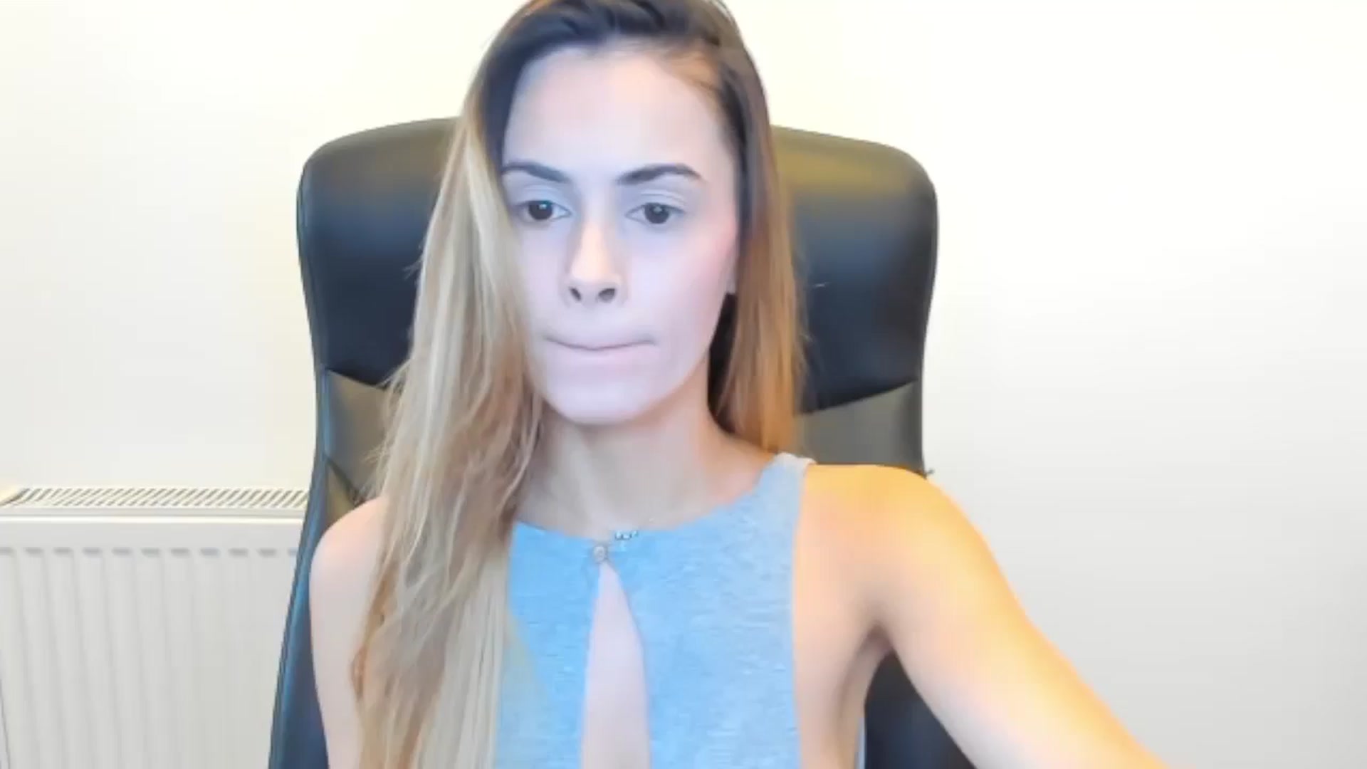 Gallery image thumbnail from Tweety_'s myfreecams stream on, 02/15/2026, 13:12 image 15 of 20