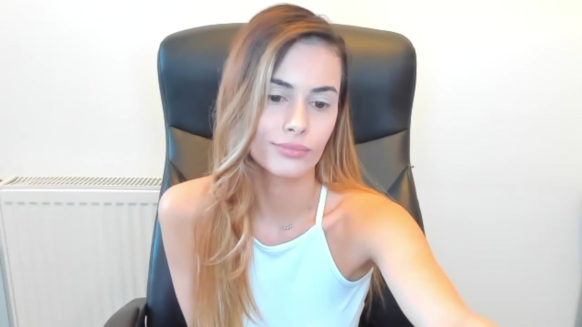 Gallery image thumbnail from Tweety_'s myfreecams stream on, 02/16/2026, 14:45 image 20 of 20