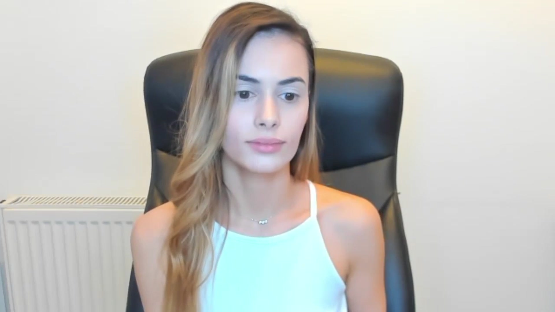 Gallery image thumbnail from Tweety_'s myfreecams stream on, 02/16/2026, 15:42 image 15 of 20