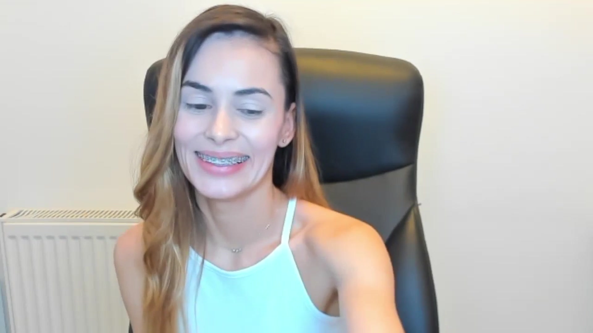 Gallery image thumbnail from Tweety_'s myfreecams stream on, 02/16/2026, 15:42 image 18 of 20